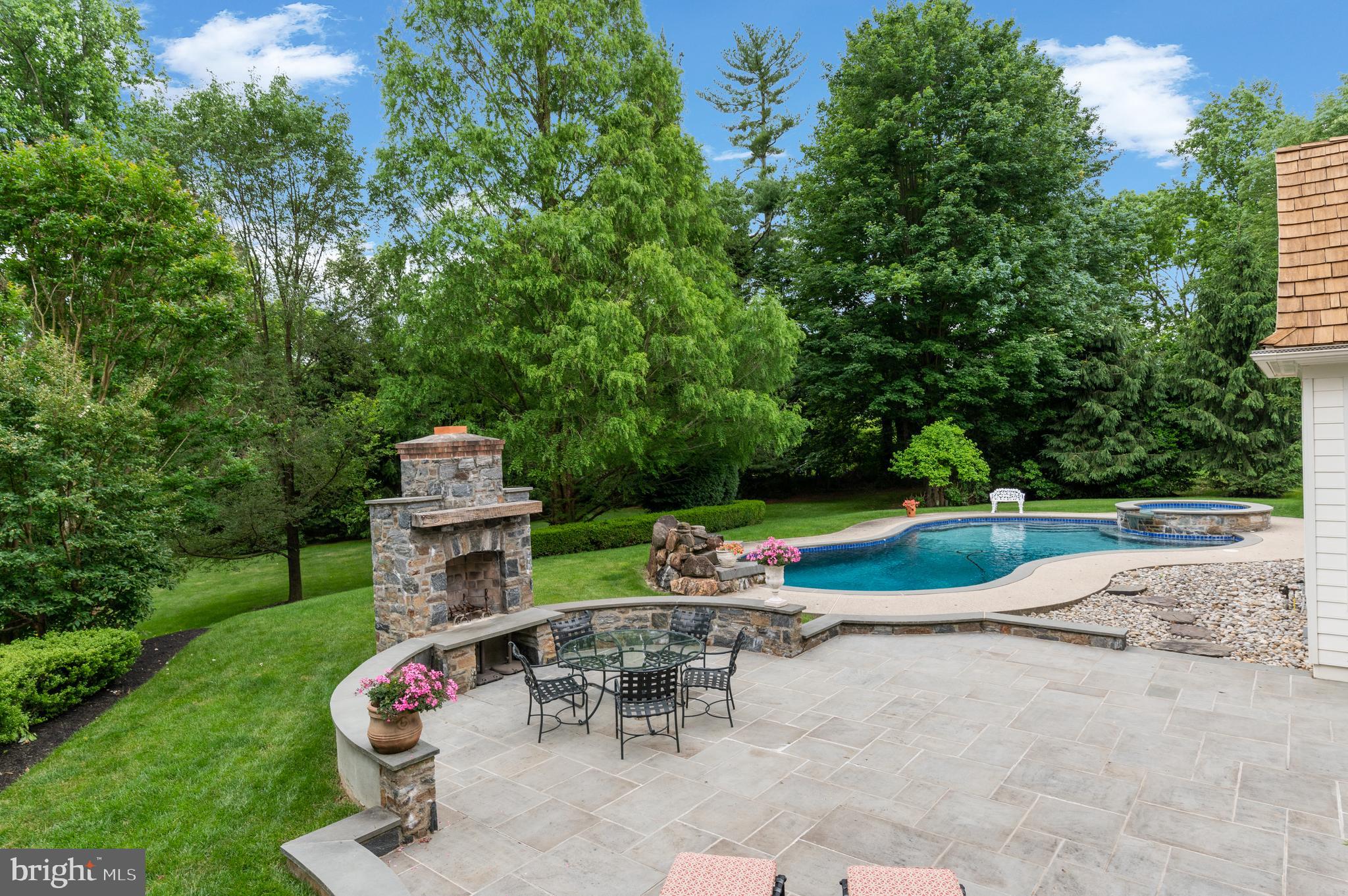 SPRINGHOUSE - Residential