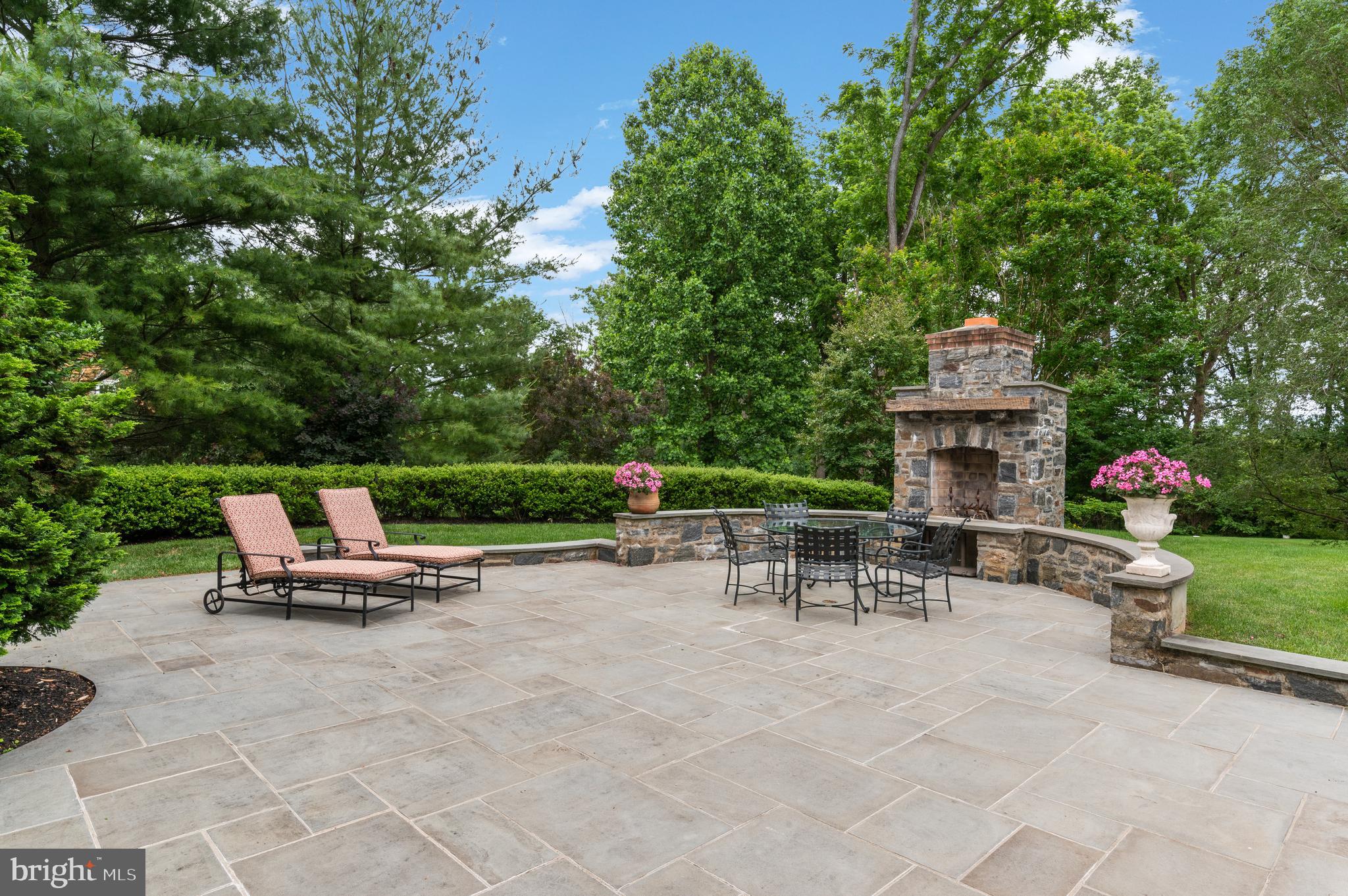 SPRINGHOUSE - Residential