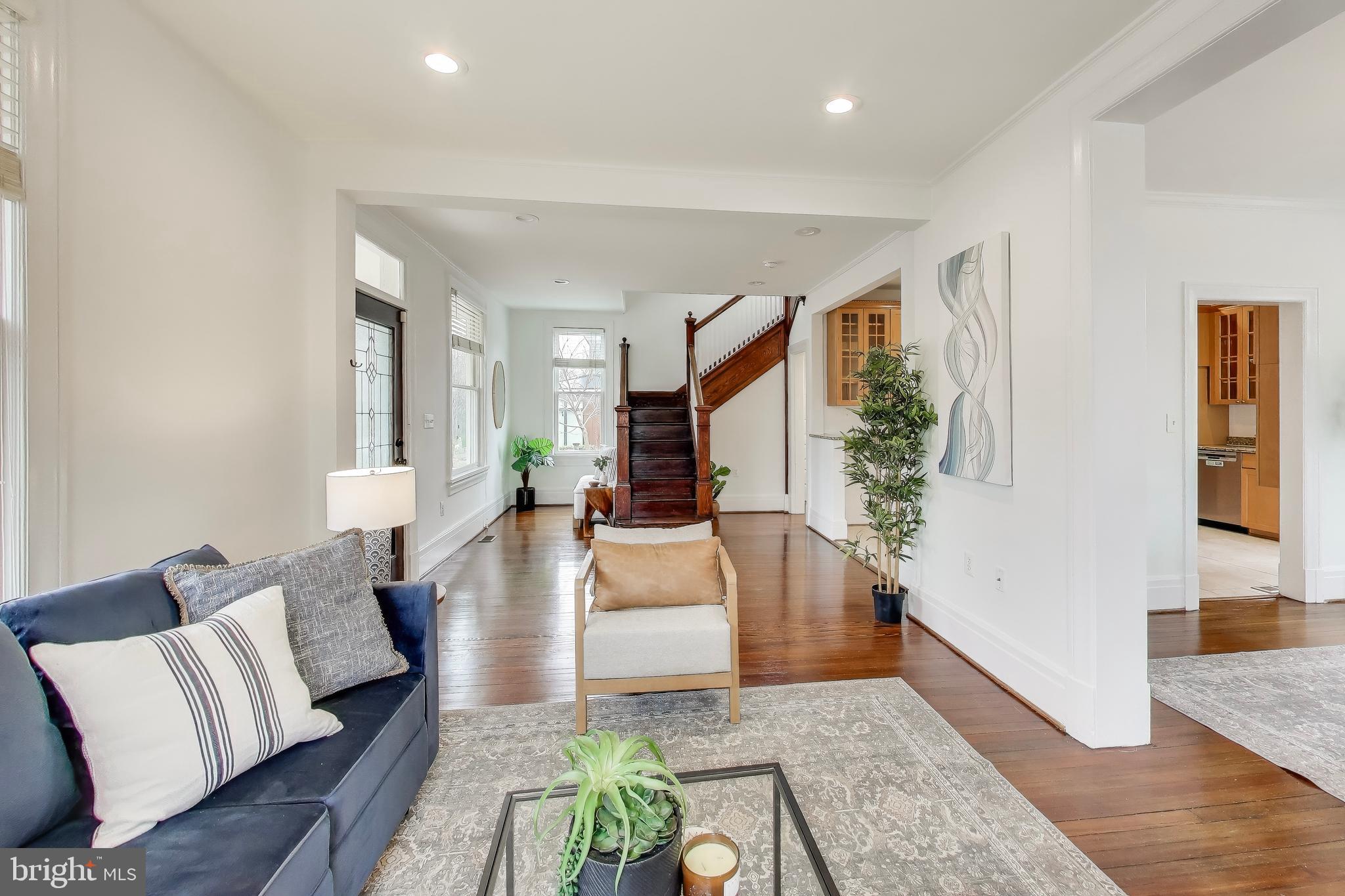 612 BUTTERNUT STREET NW