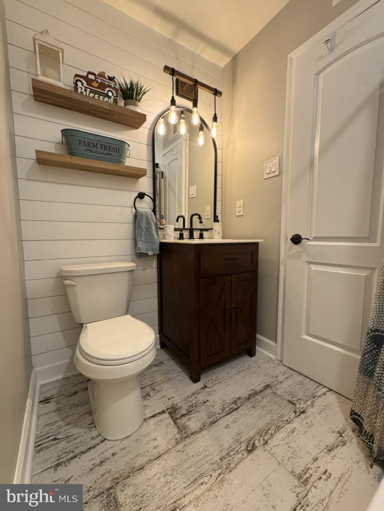 DANBURY VILLAGE - Residential