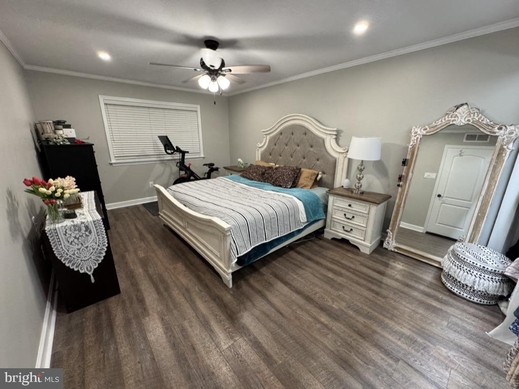 DANBURY VILLAGE - Residential