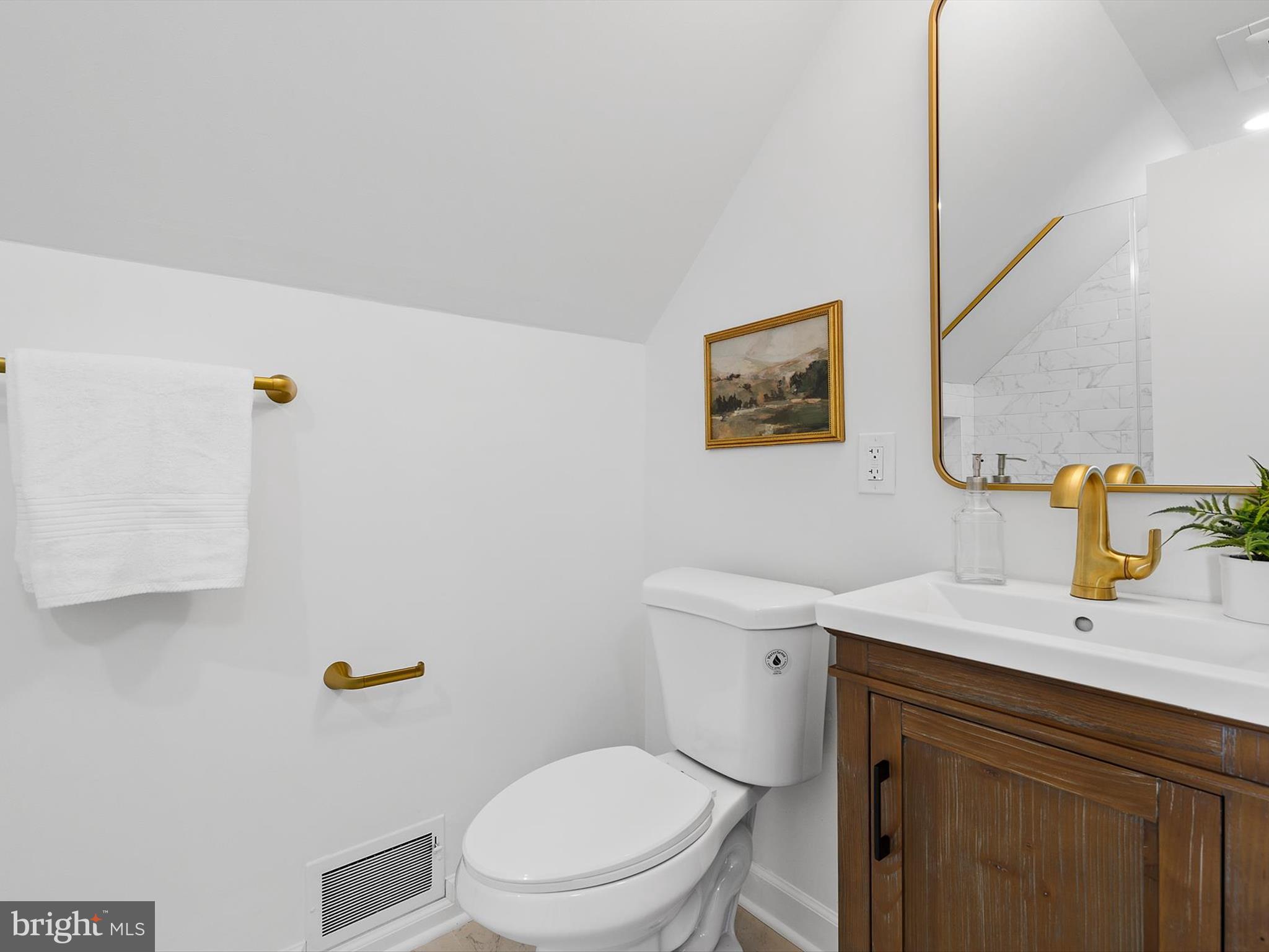 KENILWORTH AT BELAIR - Residential