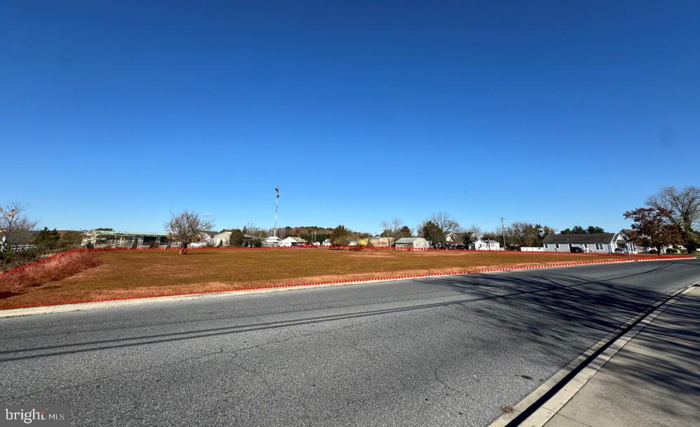 108 W NORTH STREET W