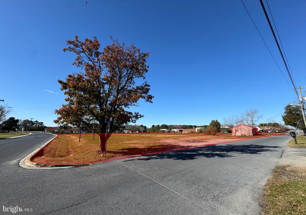 108 W NORTH STREET W