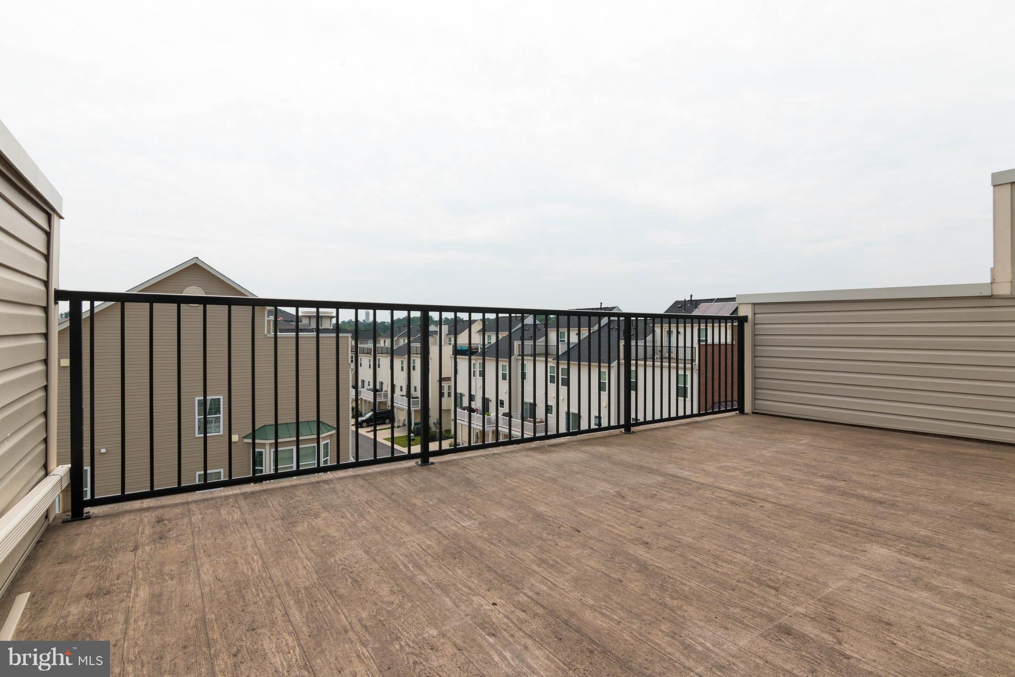 OXFORD SQUARE - Residential Lease