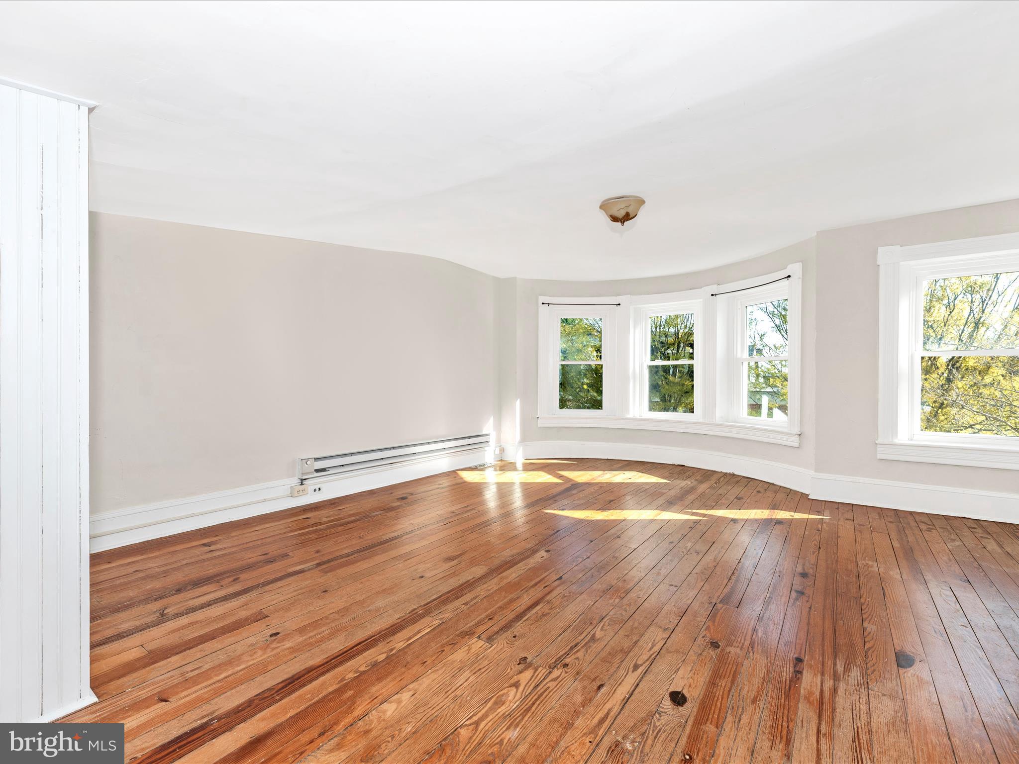 DOWNTOWN WESTMINSTER - Residential