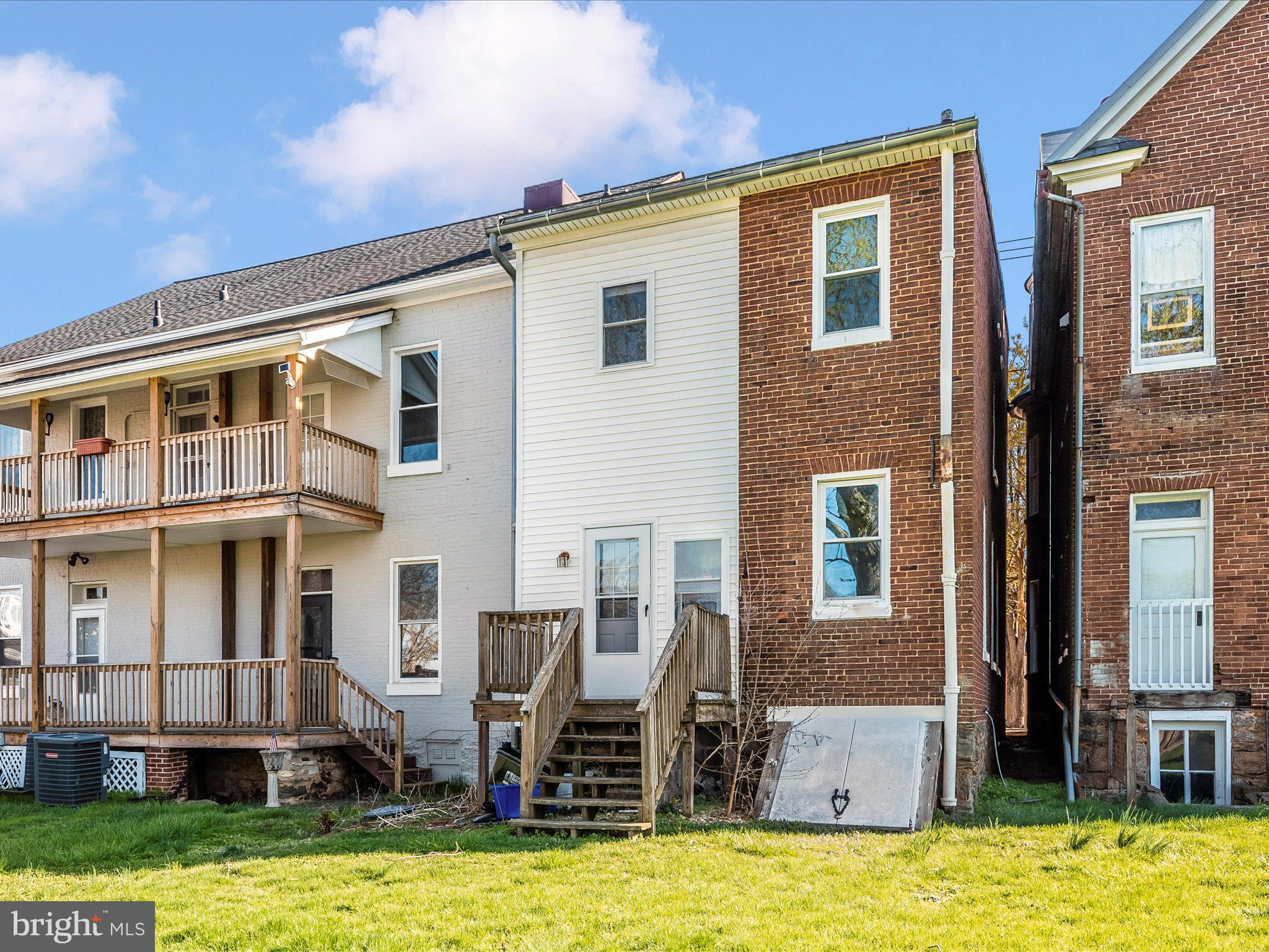 DOWNTOWN WESTMINSTER - Residential