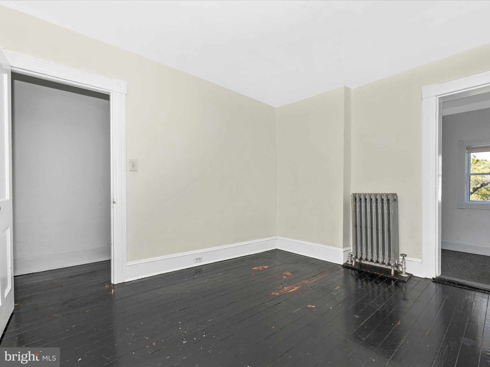 DOWNTOWN WESTMINSTER - Residential