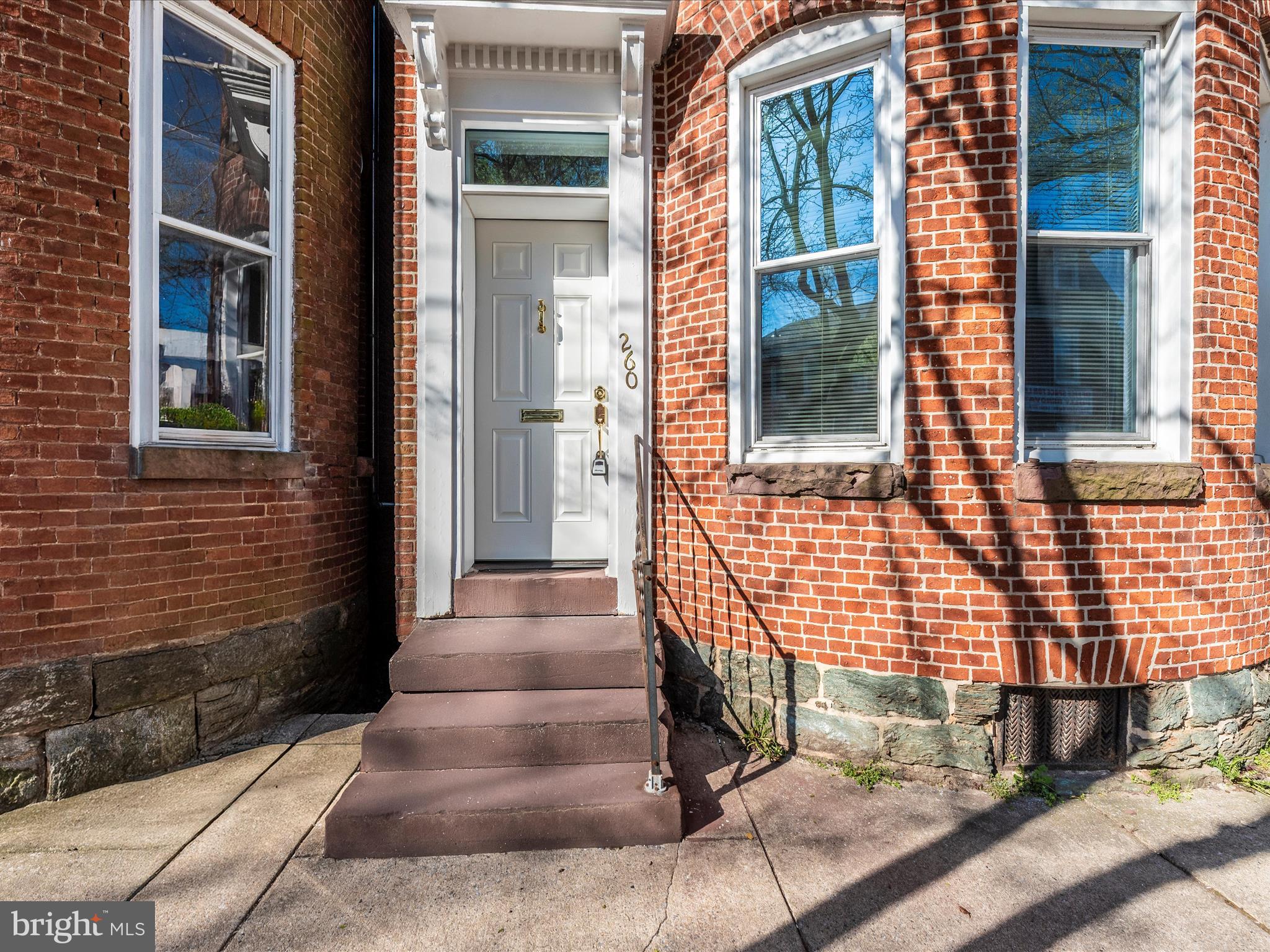 DOWNTOWN WESTMINSTER - Residential