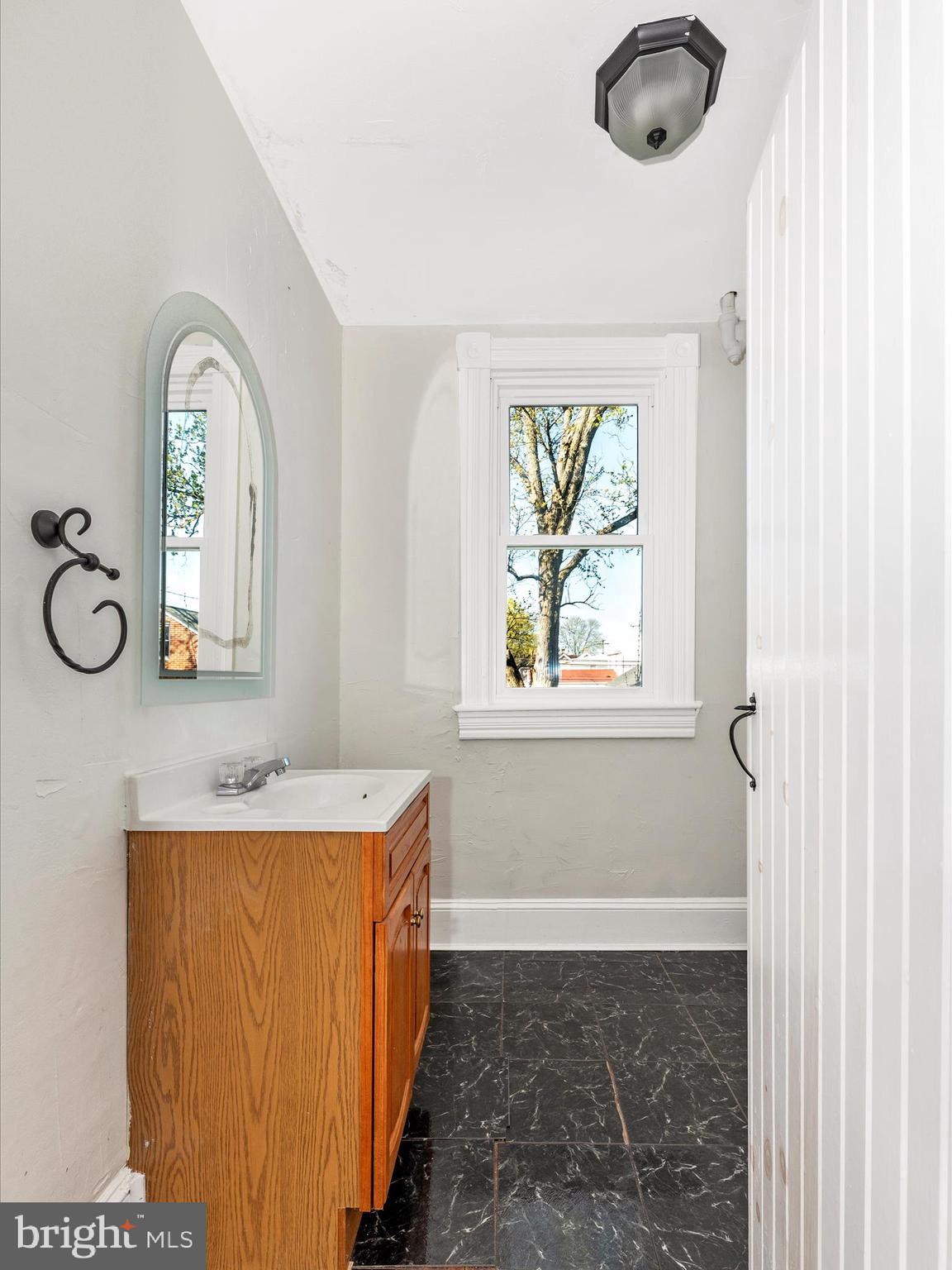 DOWNTOWN WESTMINSTER - Residential