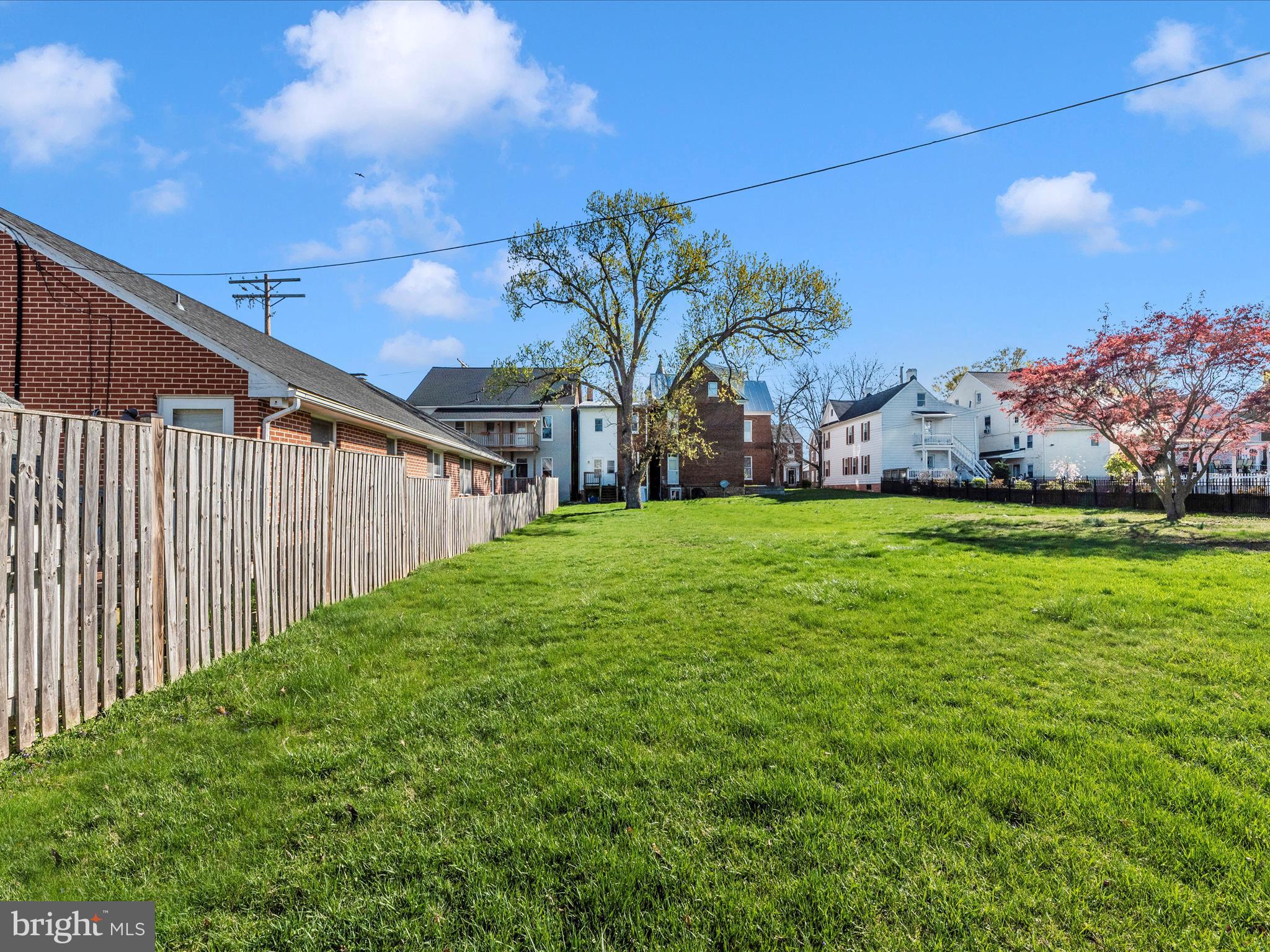 DOWNTOWN WESTMINSTER - Residential