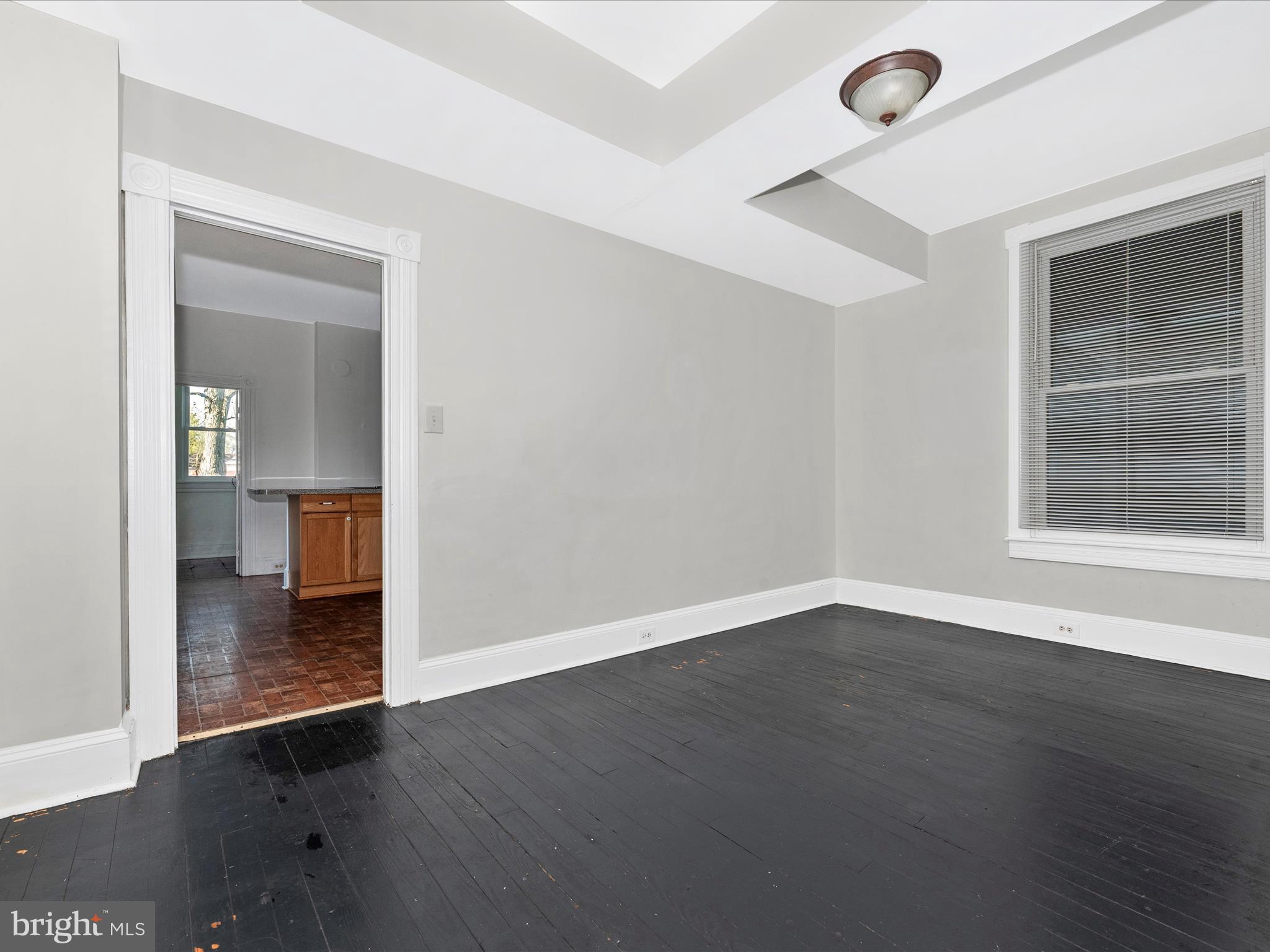 DOWNTOWN WESTMINSTER - Residential