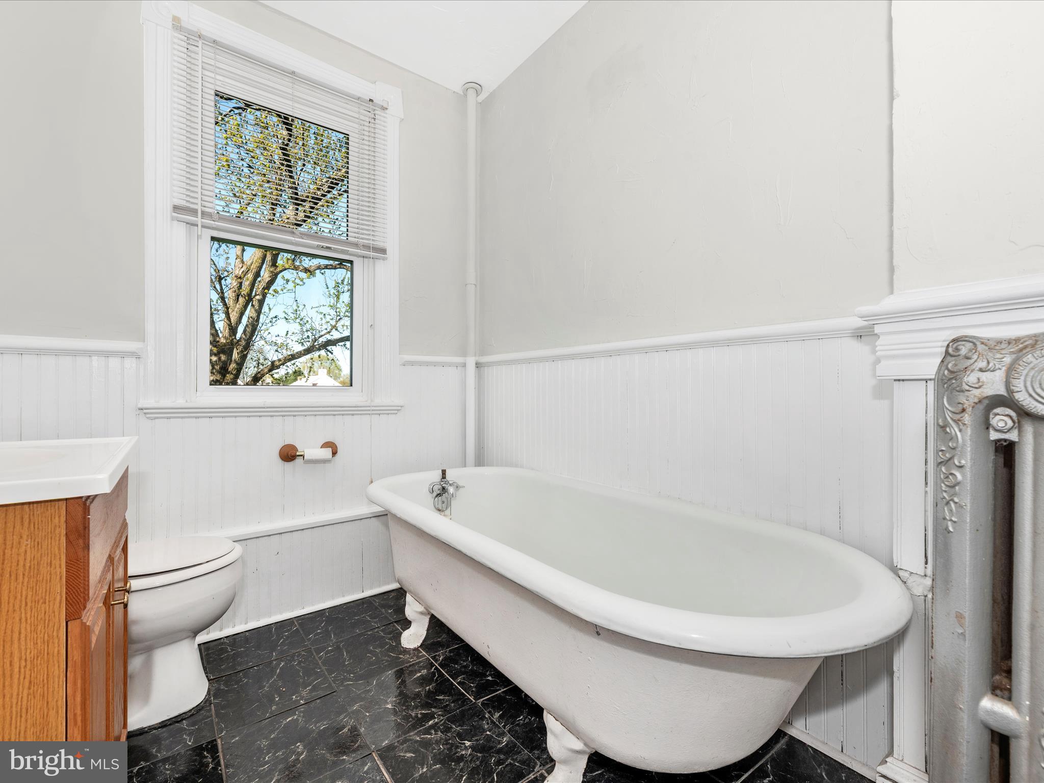 DOWNTOWN WESTMINSTER - Residential