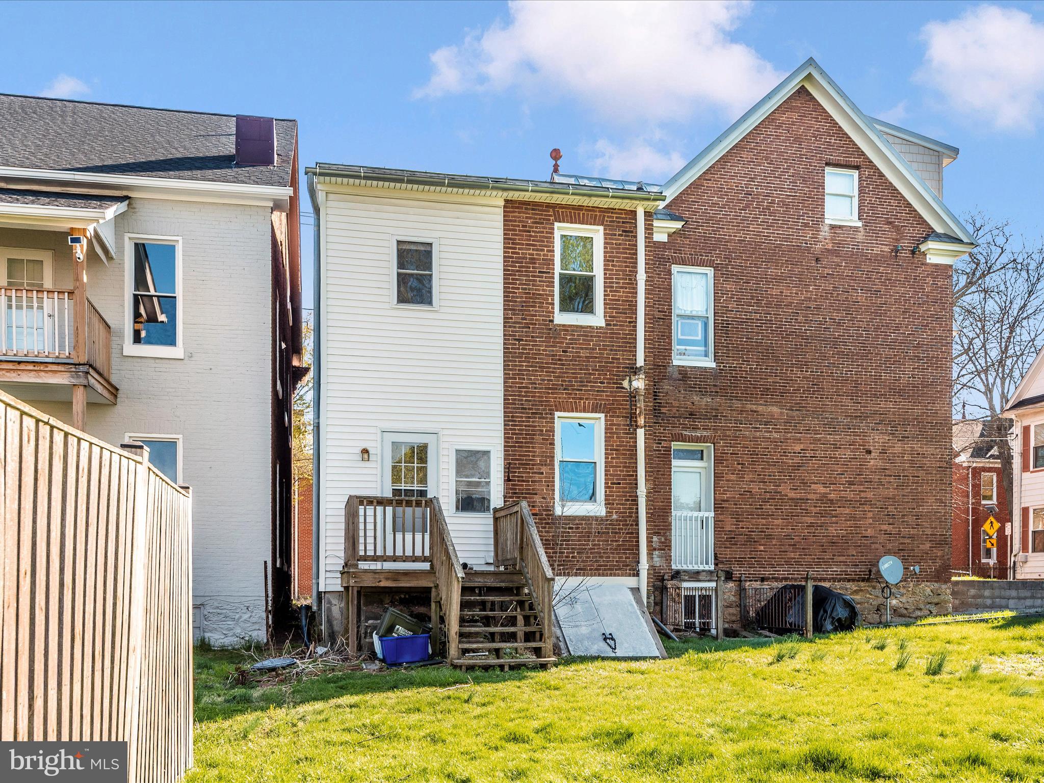 DOWNTOWN WESTMINSTER - Residential