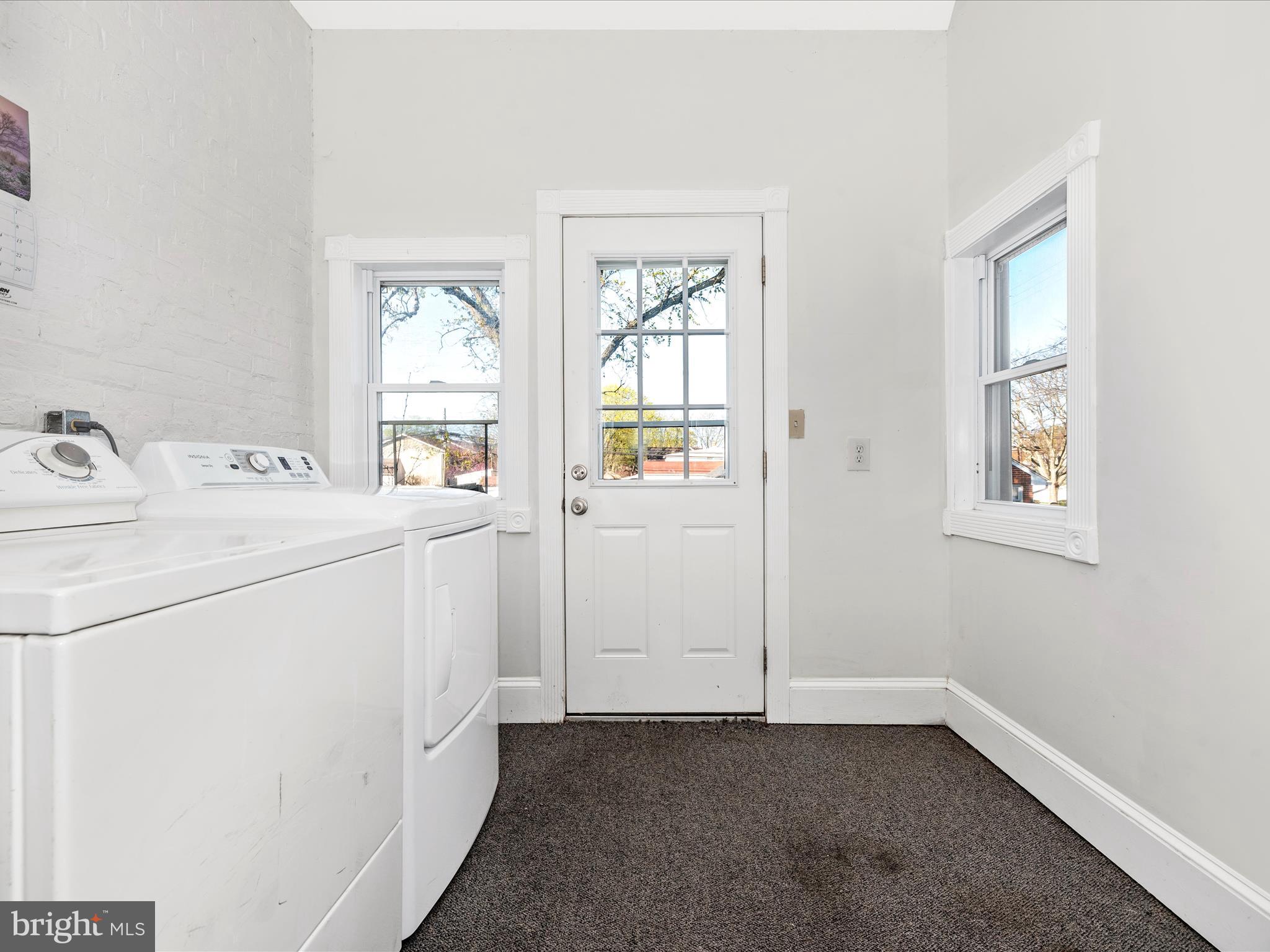 DOWNTOWN WESTMINSTER - Residential