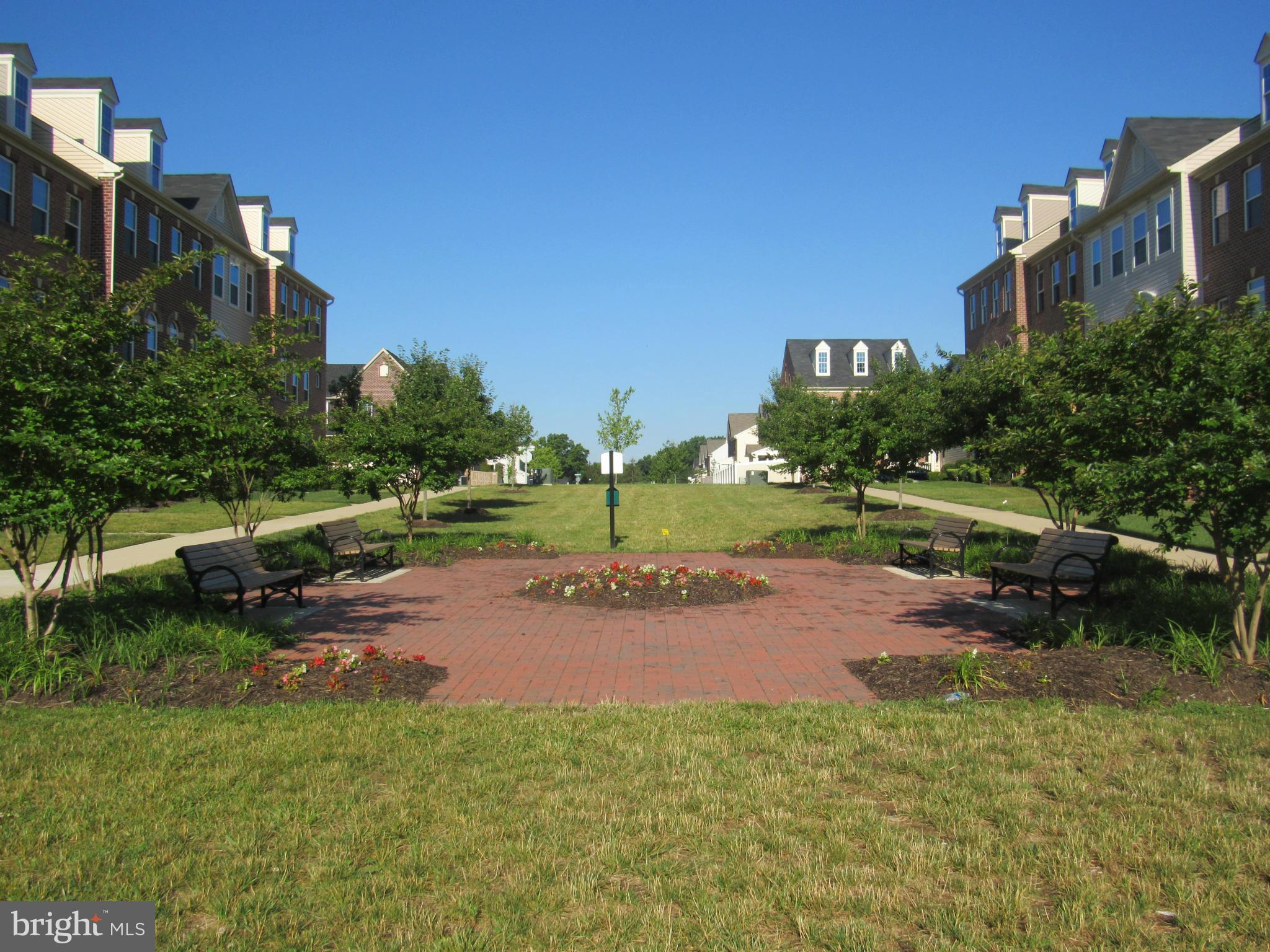 ADDISON ROAD SOUTH - Residential Lease