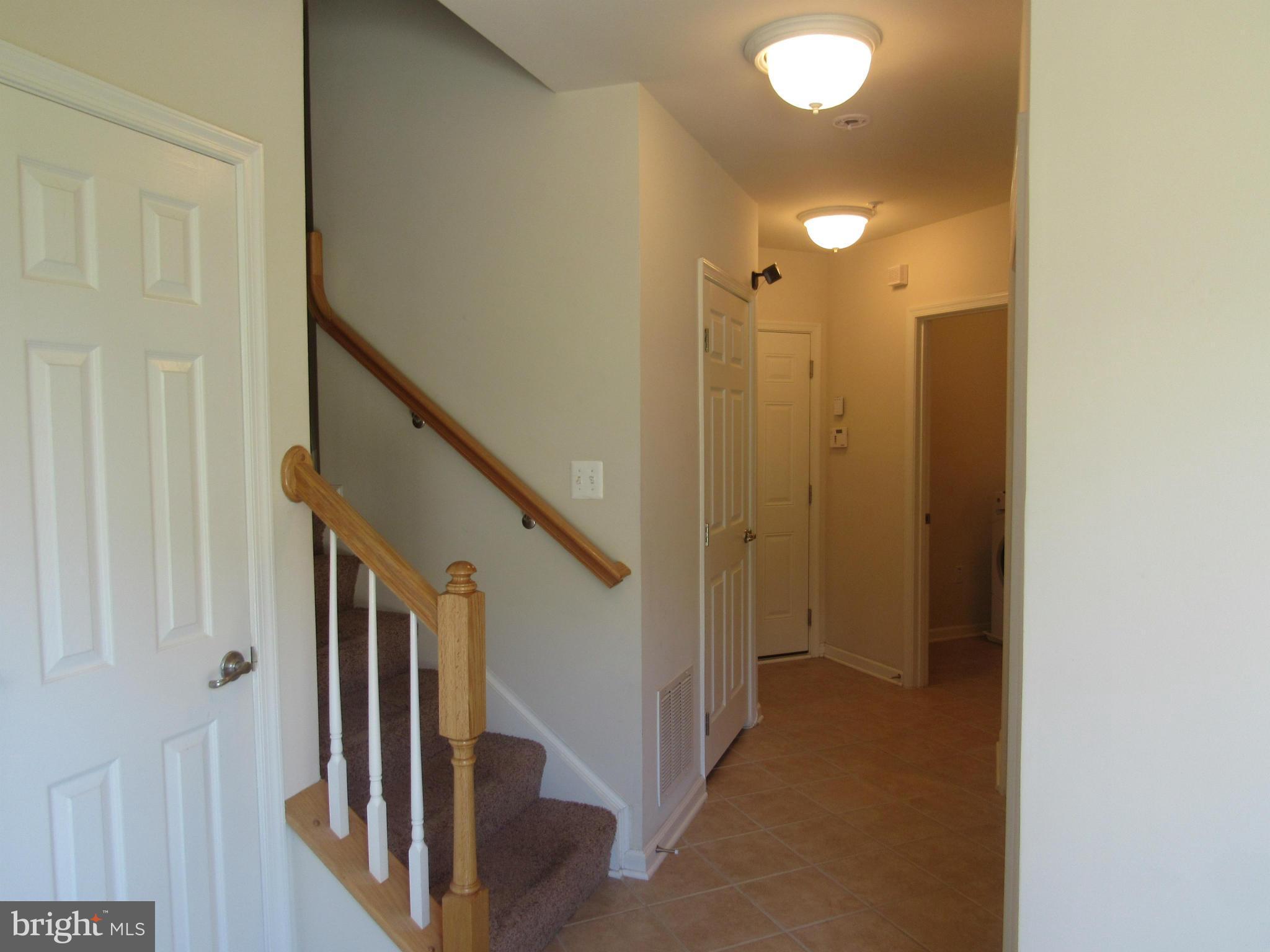 ADDISON ROAD SOUTH - Residential Lease