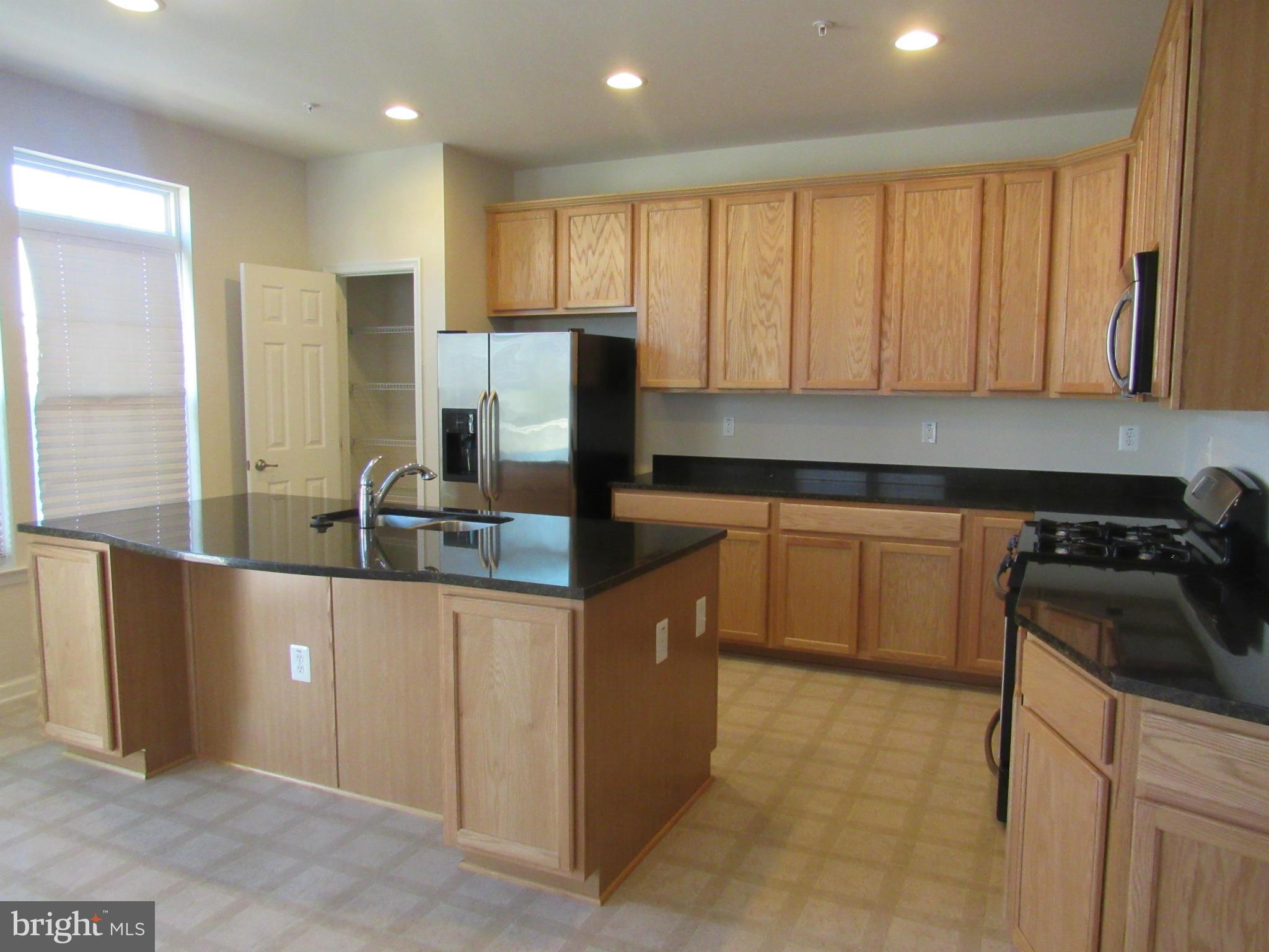 ADDISON ROAD SOUTH - Residential Lease