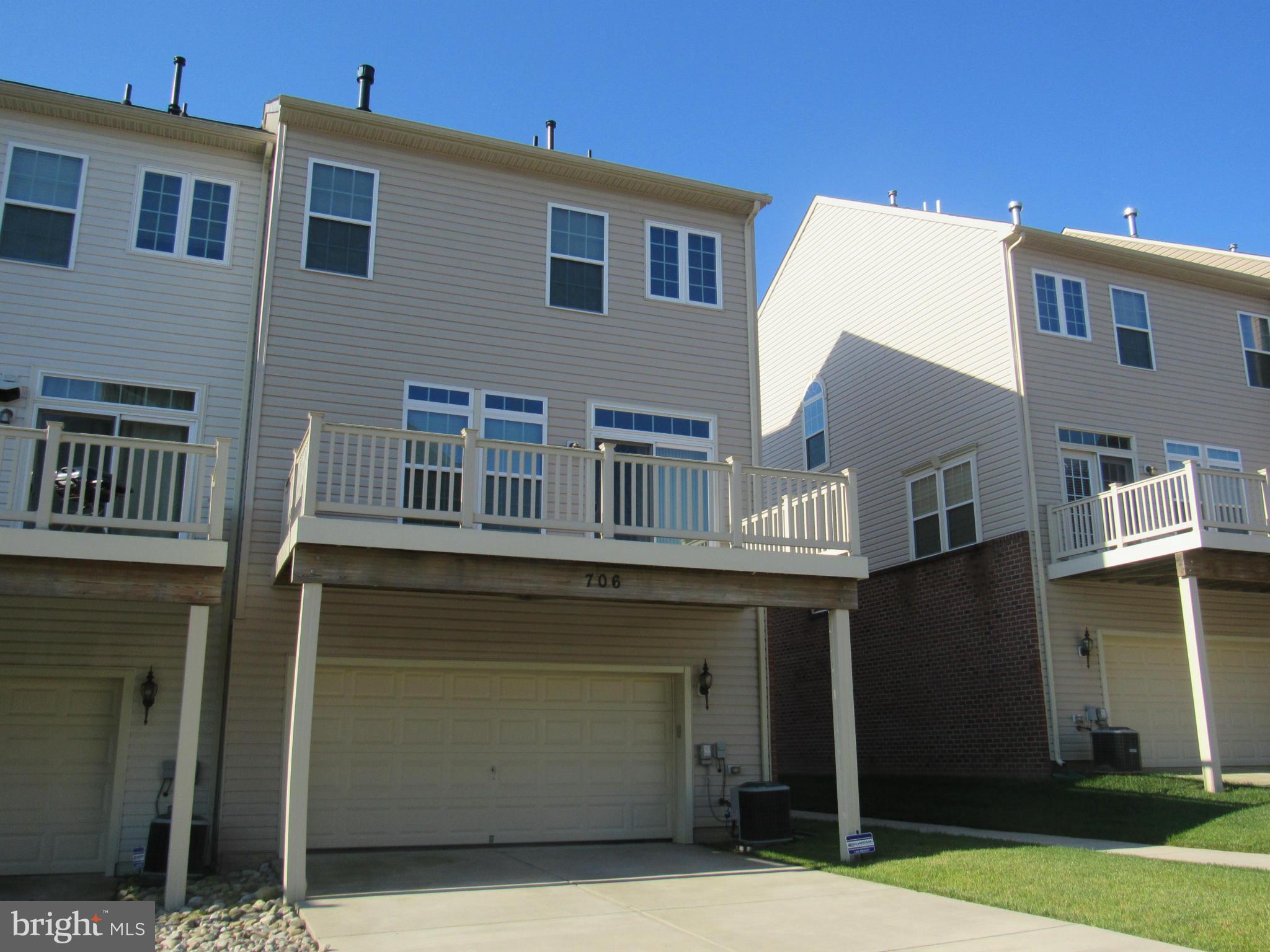 ADDISON ROAD SOUTH - Residential Lease