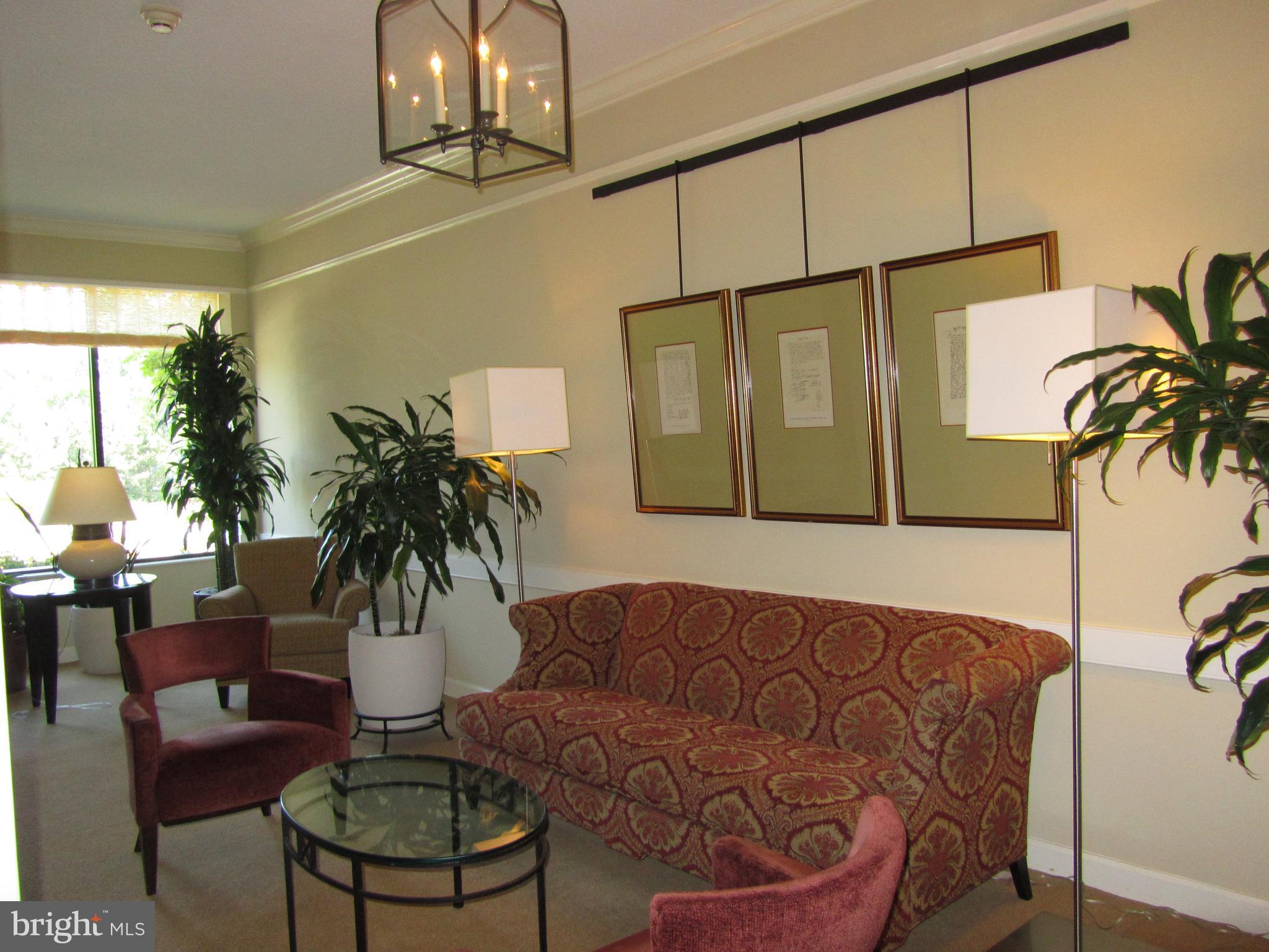 ASTORIA - Residential