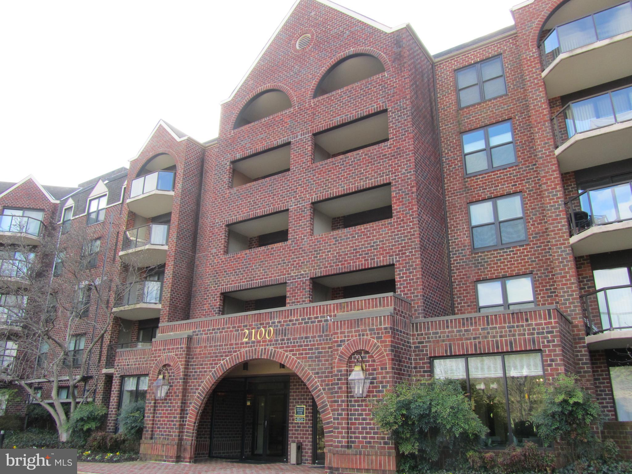 ASTORIA - Residential