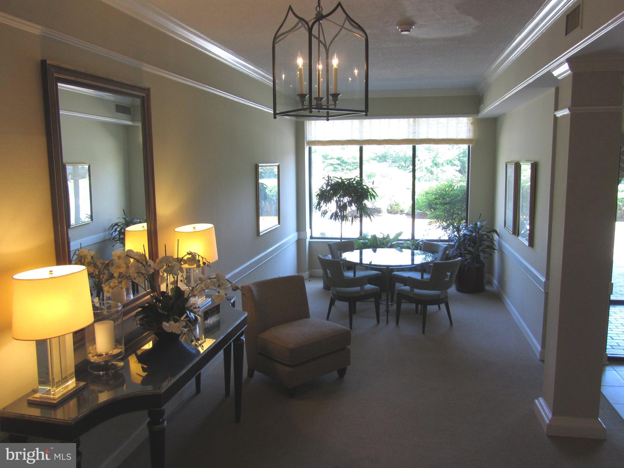 ASTORIA - Residential