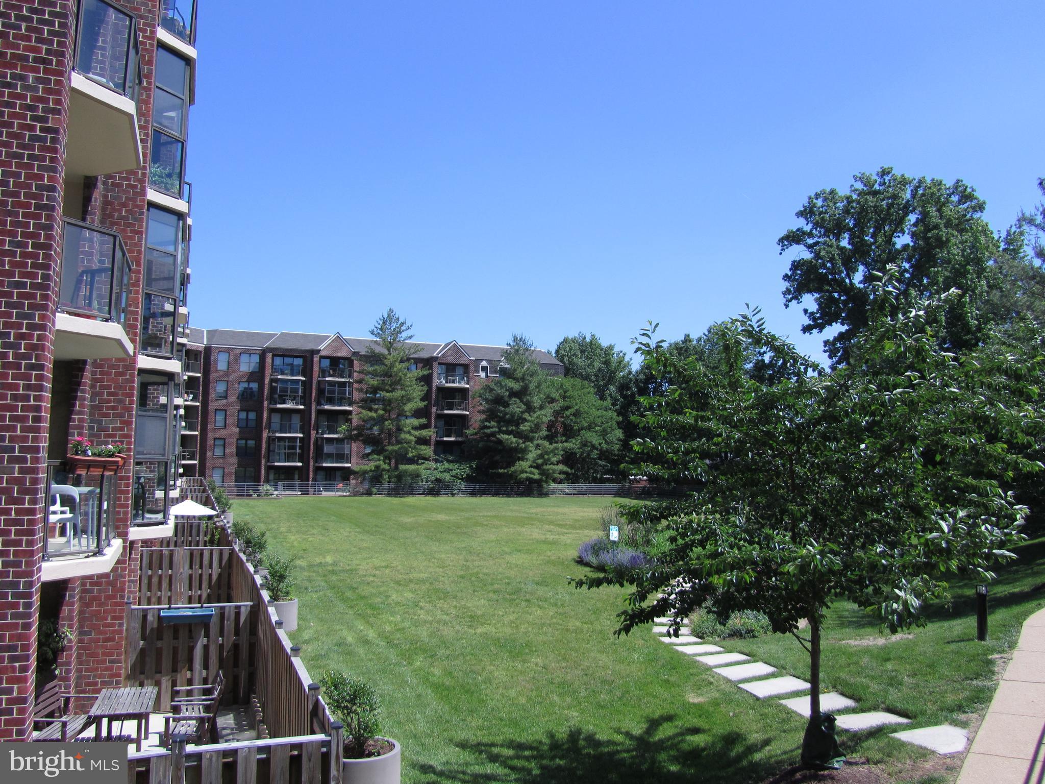 ASTORIA - Residential