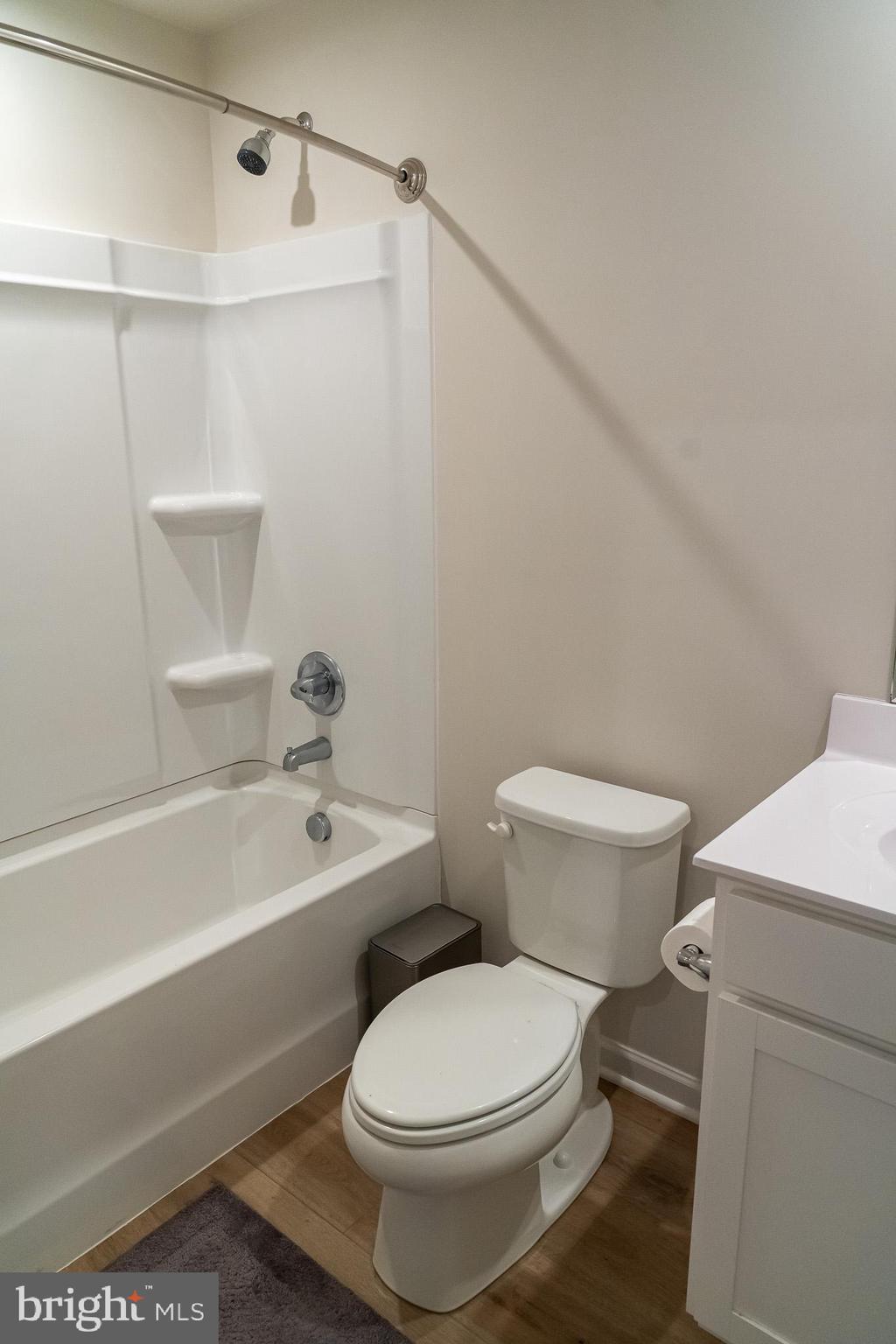 LAUREL PARK - Residential