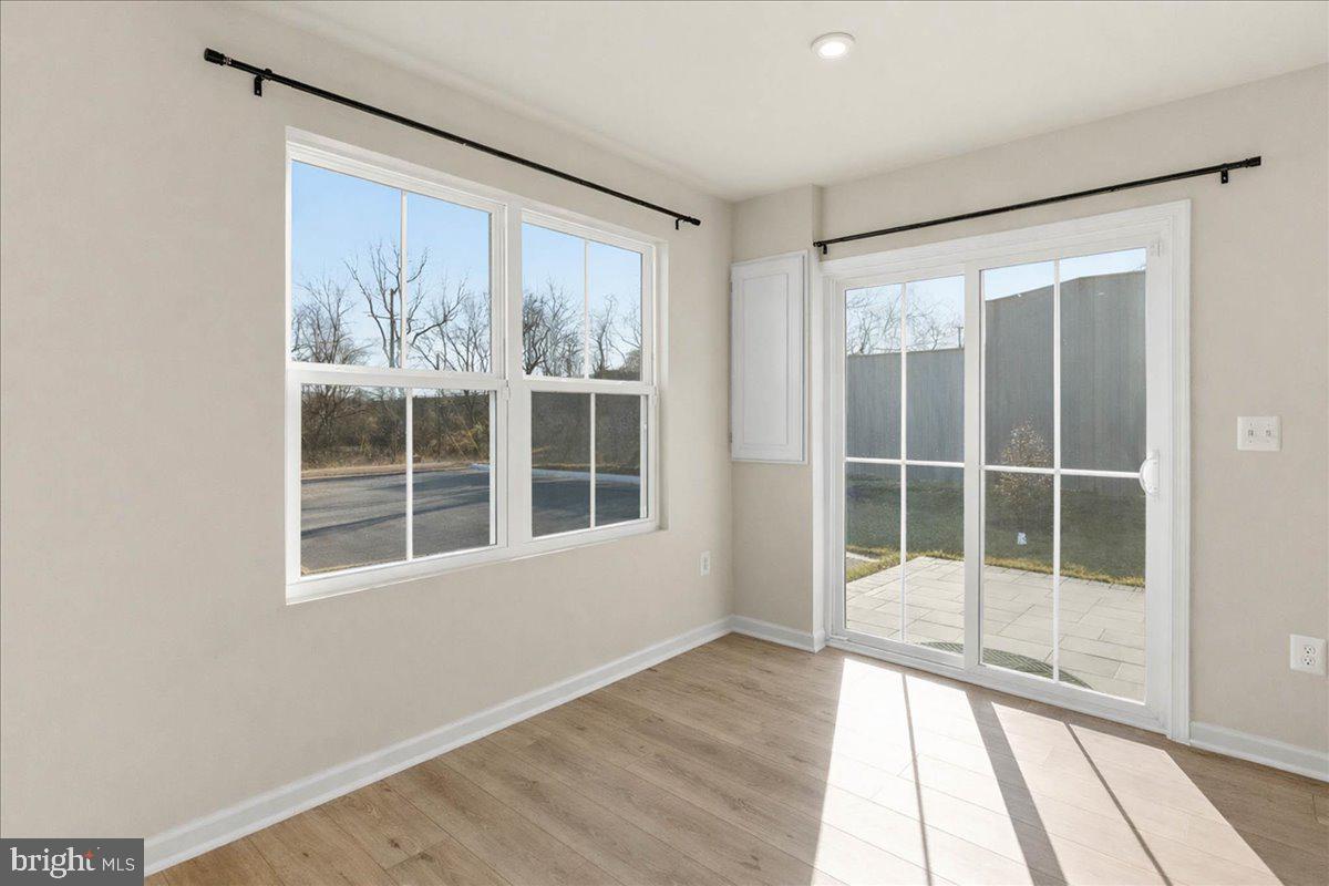 LAUREL PARK - Residential