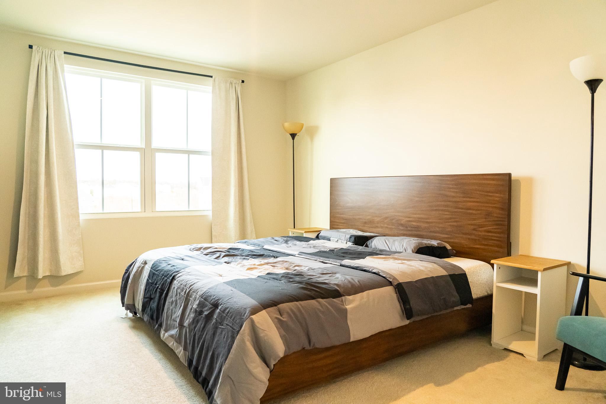 LAUREL PARK - Residential