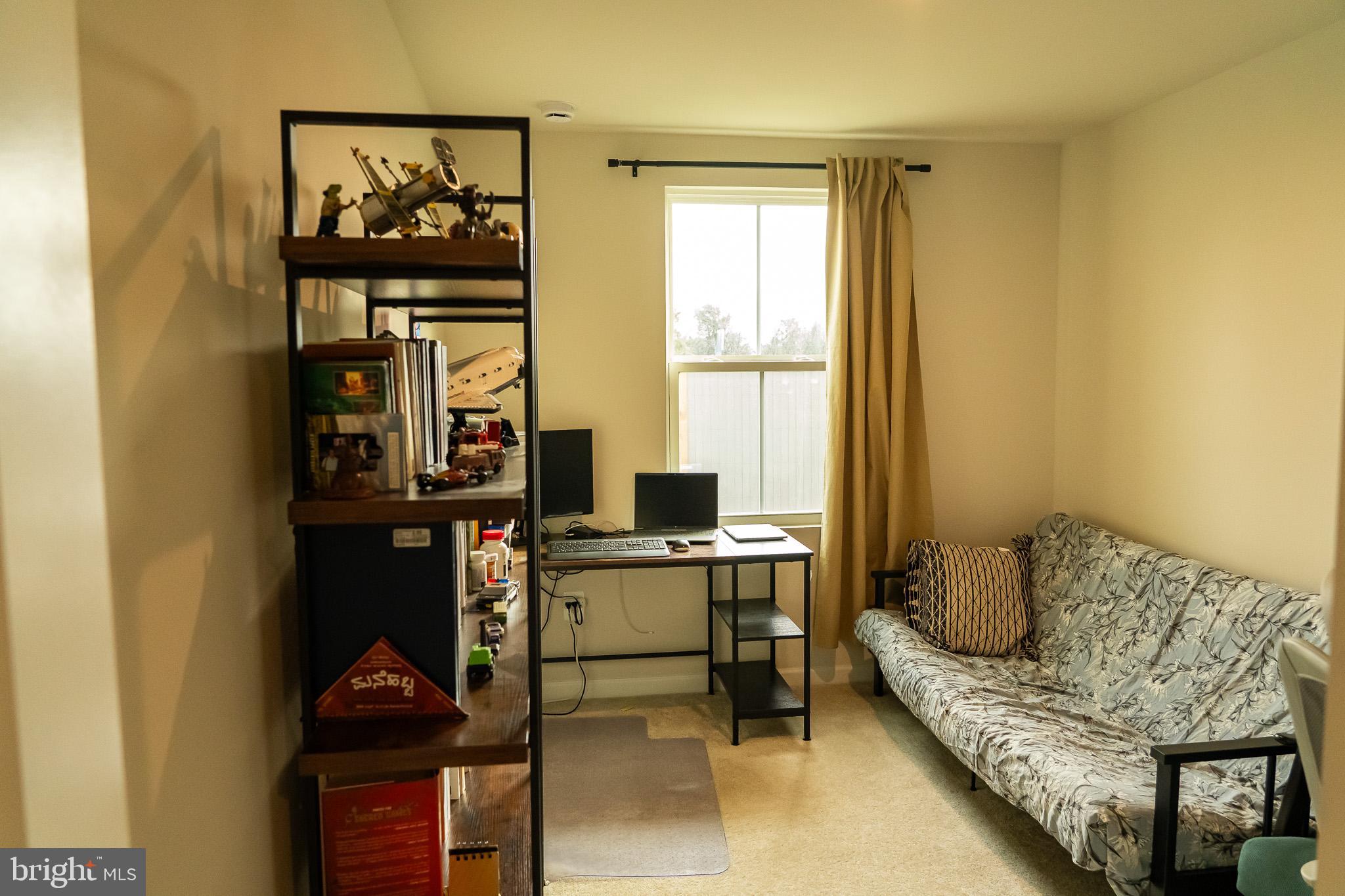 LAUREL PARK - Residential