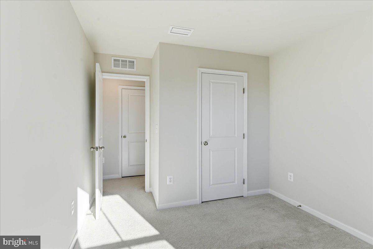 LAUREL PARK - Residential