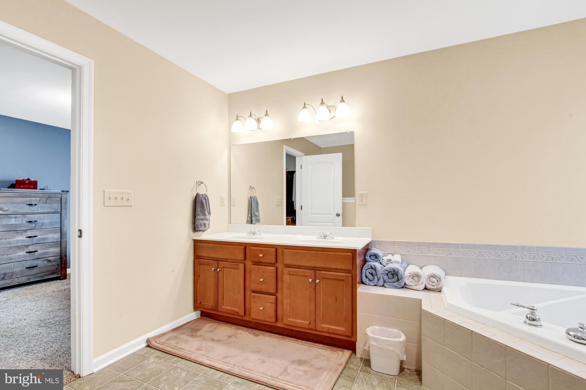 CARRIAGE CROSSINGS - Residential