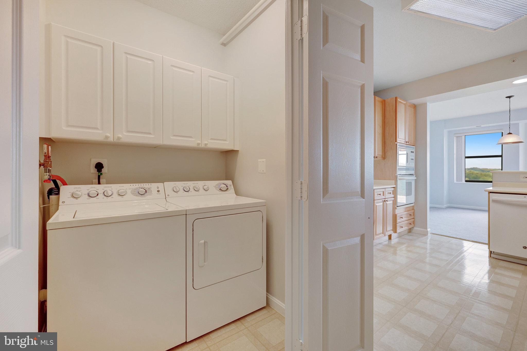 MAGNOLIAS AT LANSDOWNE WOODS - Residential