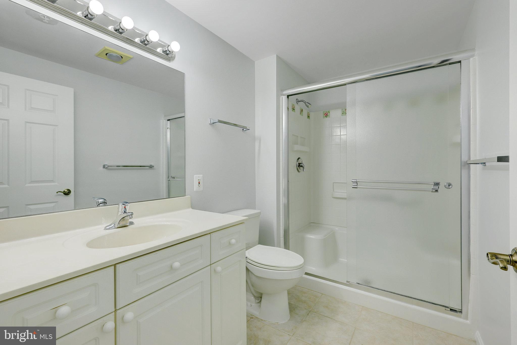 MAGNOLIAS AT LANSDOWNE WOODS - Residential