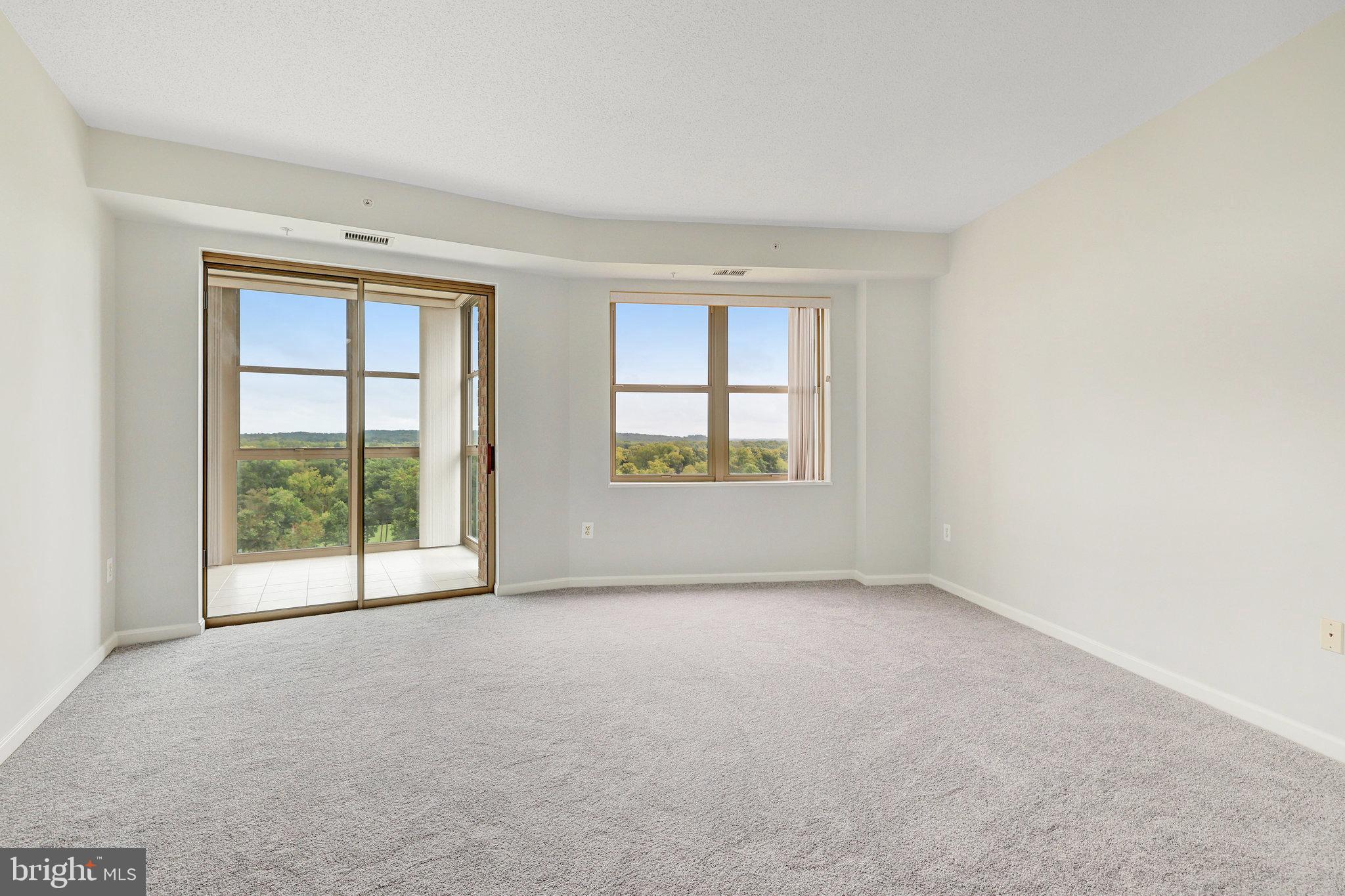 MAGNOLIAS AT LANSDOWNE WOODS - Residential