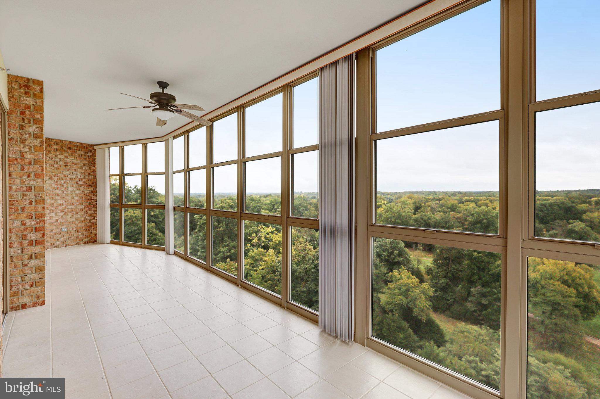 MAGNOLIAS AT LANSDOWNE WOODS - Residential