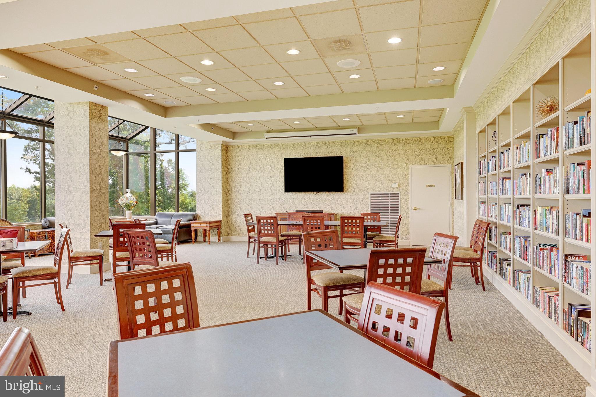 MAGNOLIAS AT LANSDOWNE WOODS - Residential