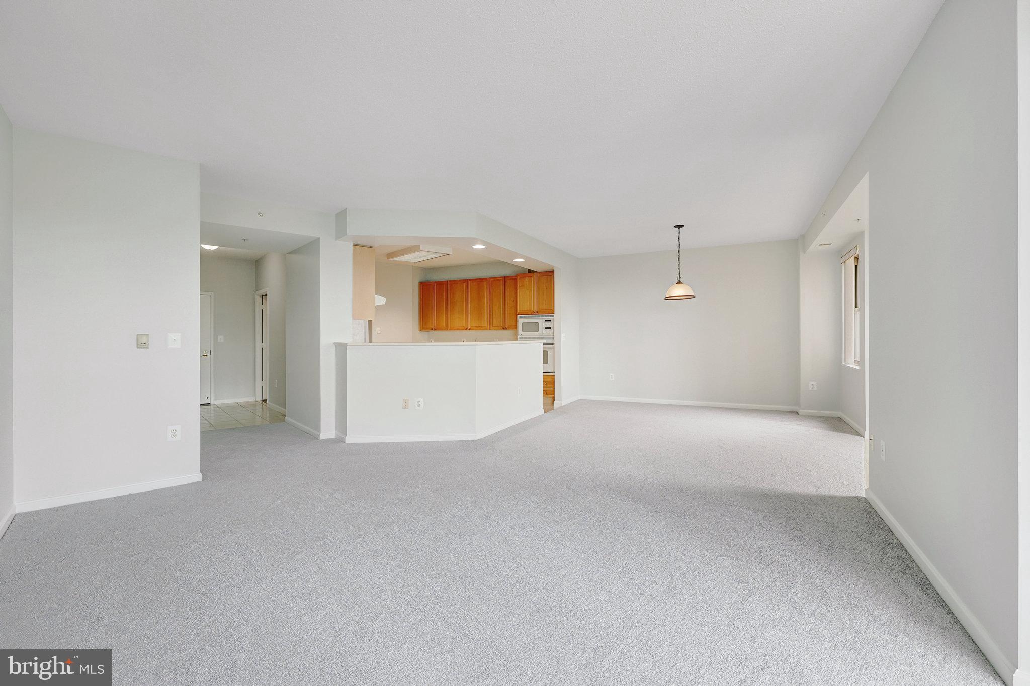 MAGNOLIAS AT LANSDOWNE WOODS - Residential