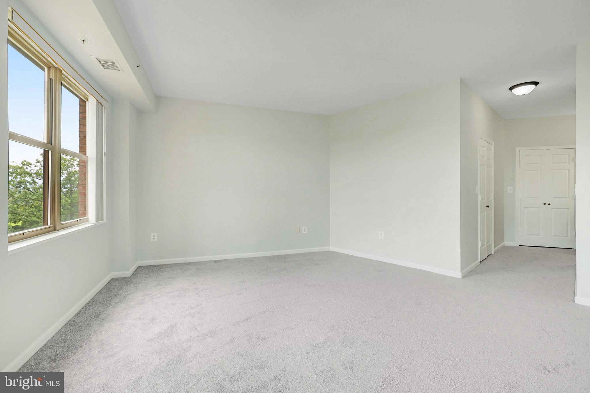 MAGNOLIAS AT LANSDOWNE WOODS - Residential