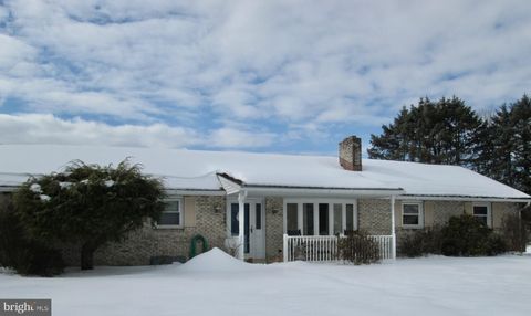 524 PRISON ROAD LEESPORT PA 19533