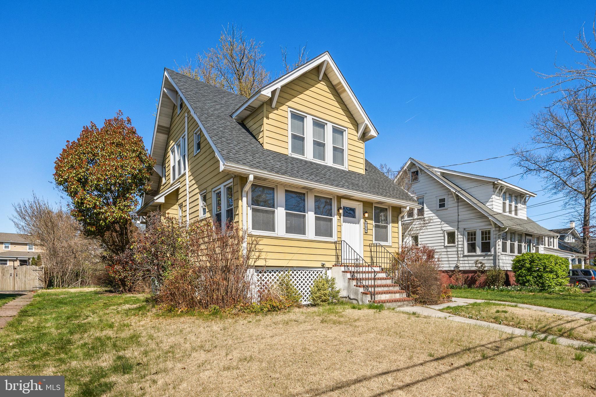 909 BELMONT AVENUE