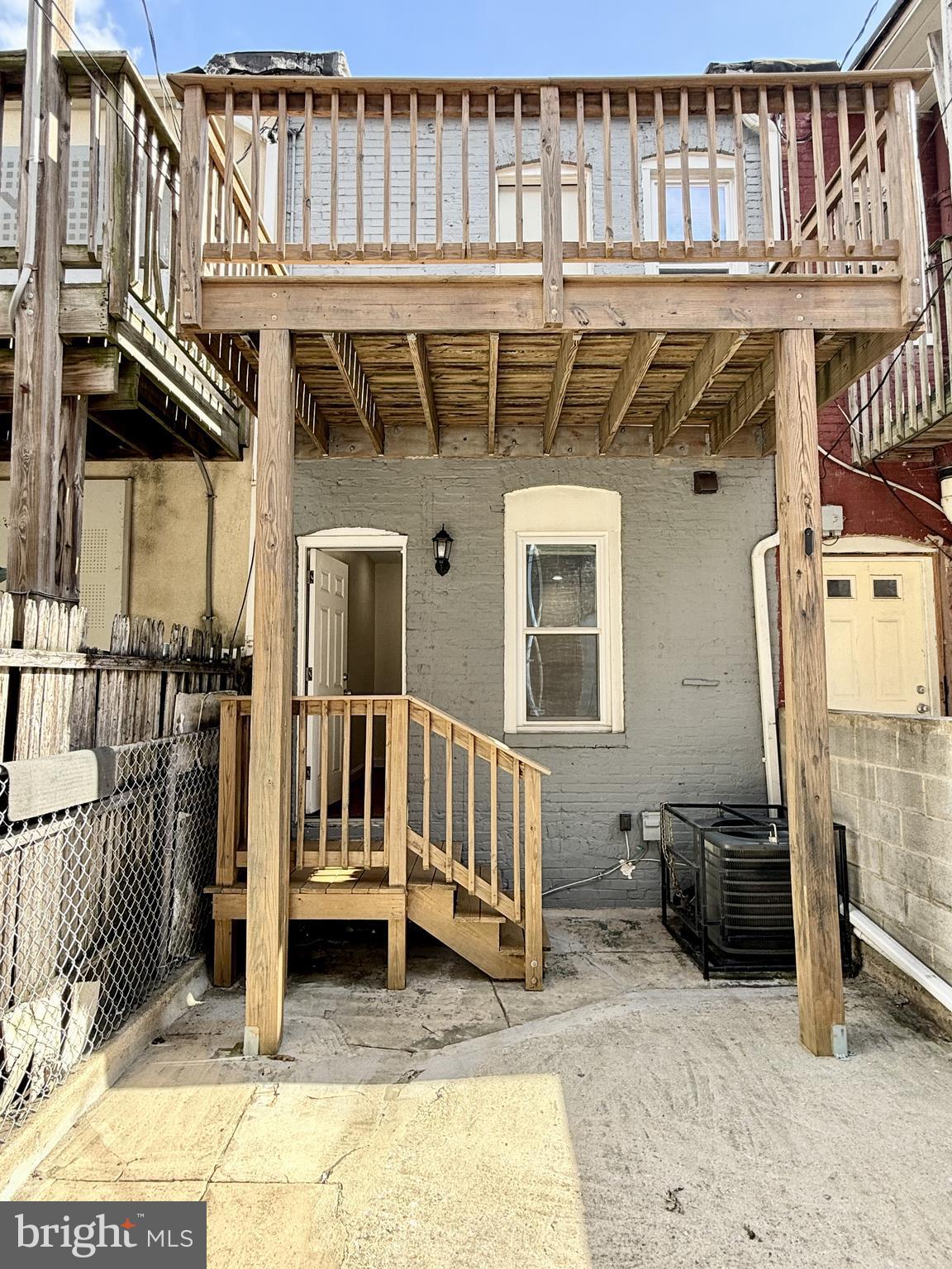 WASHINGTON VILLAGE - Residential Lease