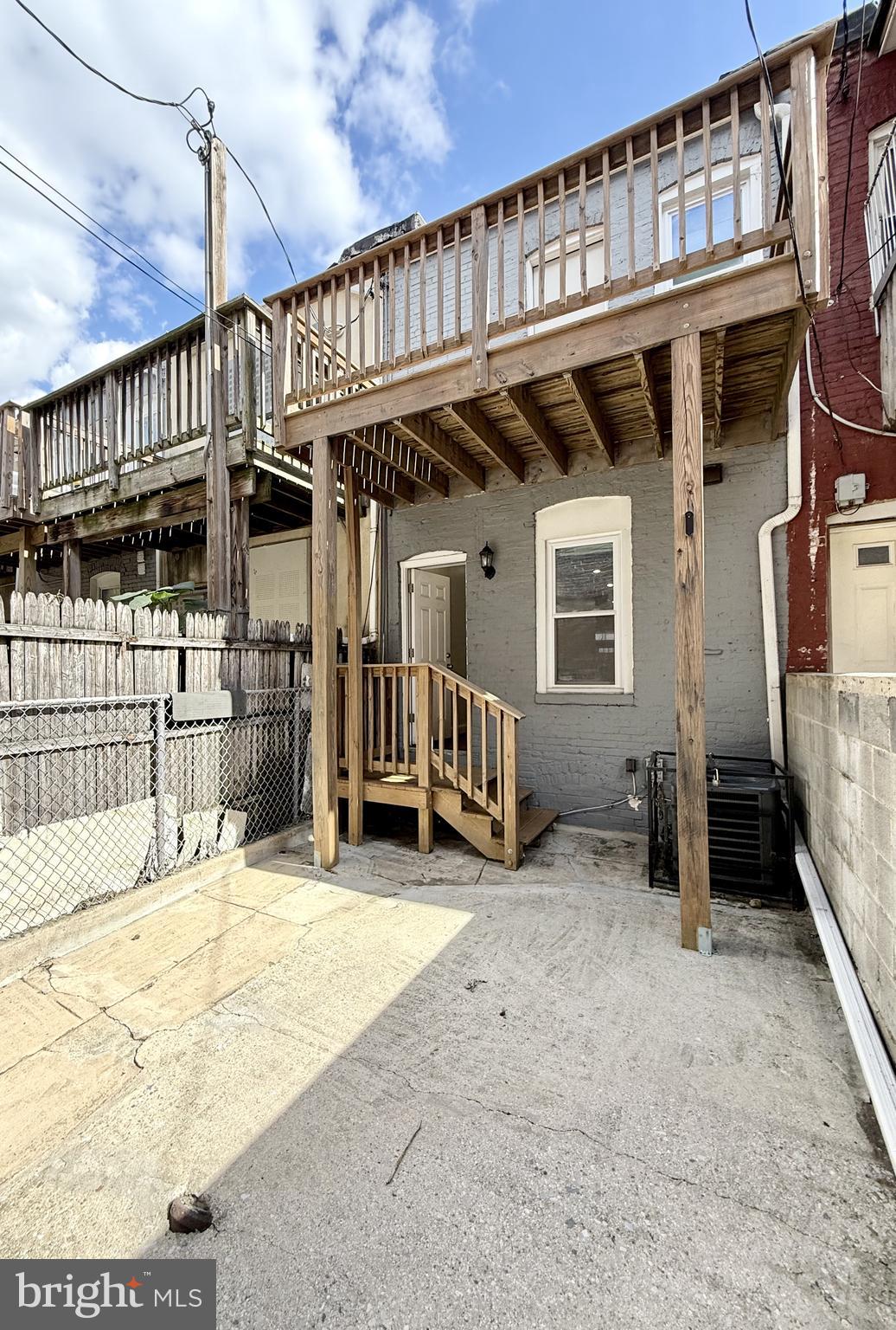 WASHINGTON VILLAGE - Residential Lease