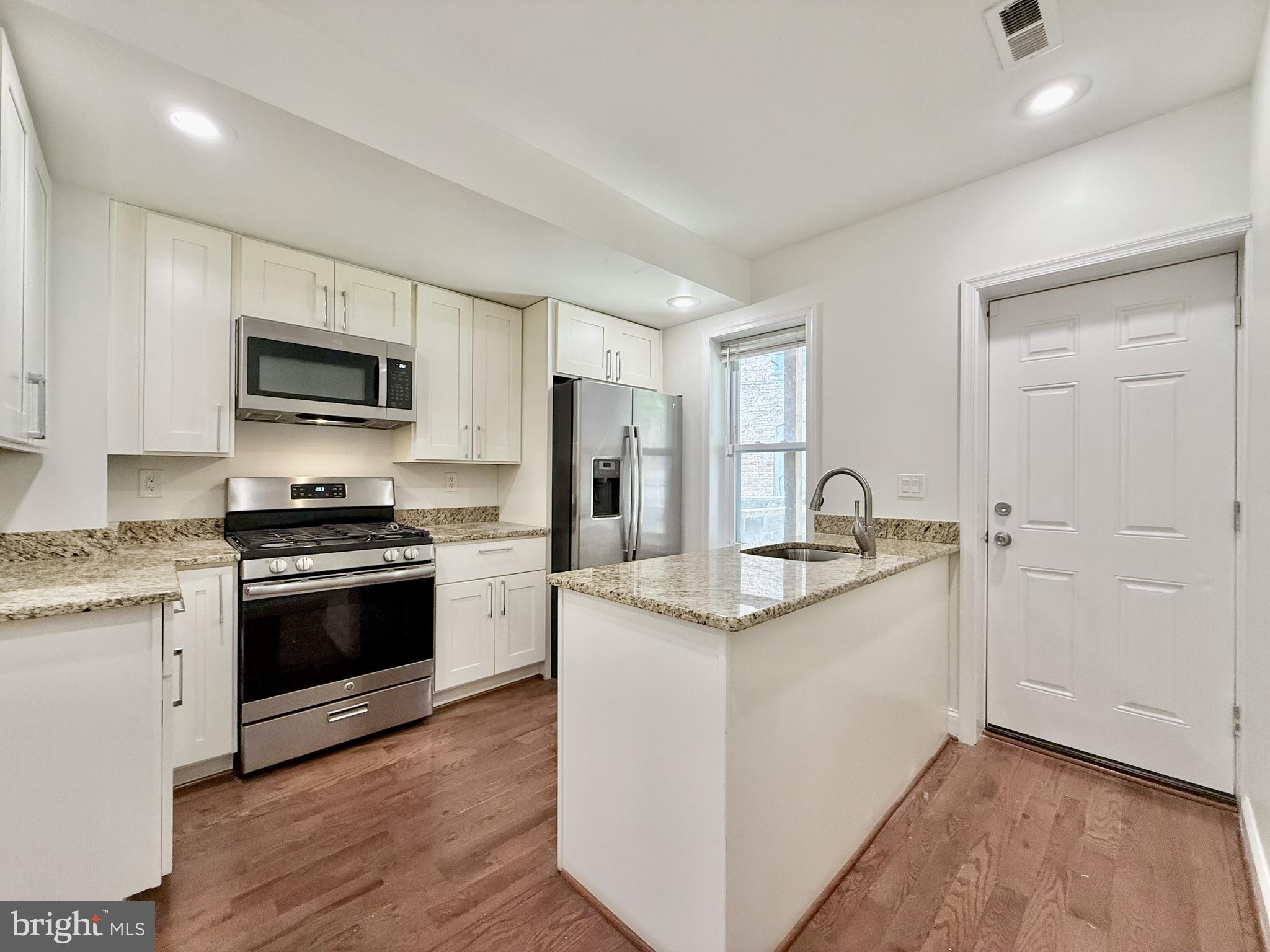 WASHINGTON VILLAGE - Residential Lease