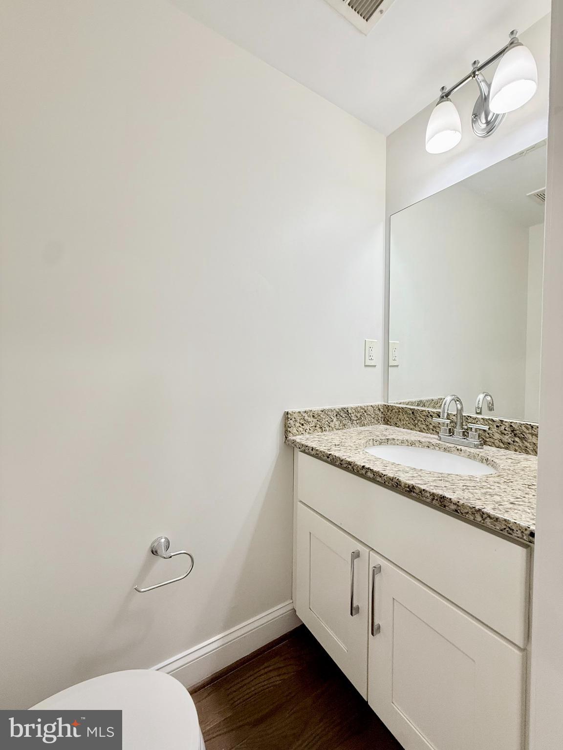 WASHINGTON VILLAGE - Residential Lease