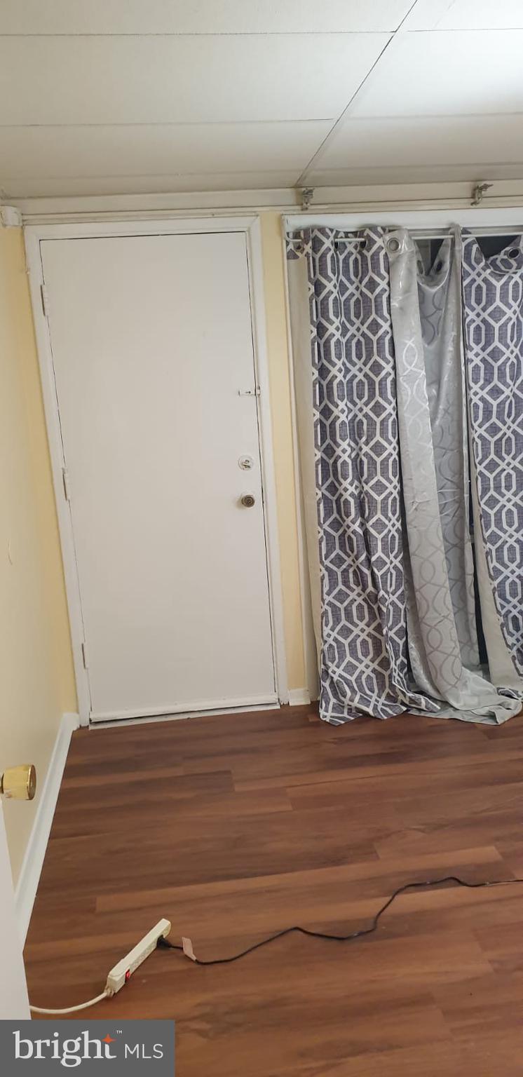 RIGGS HILL - Residential Lease