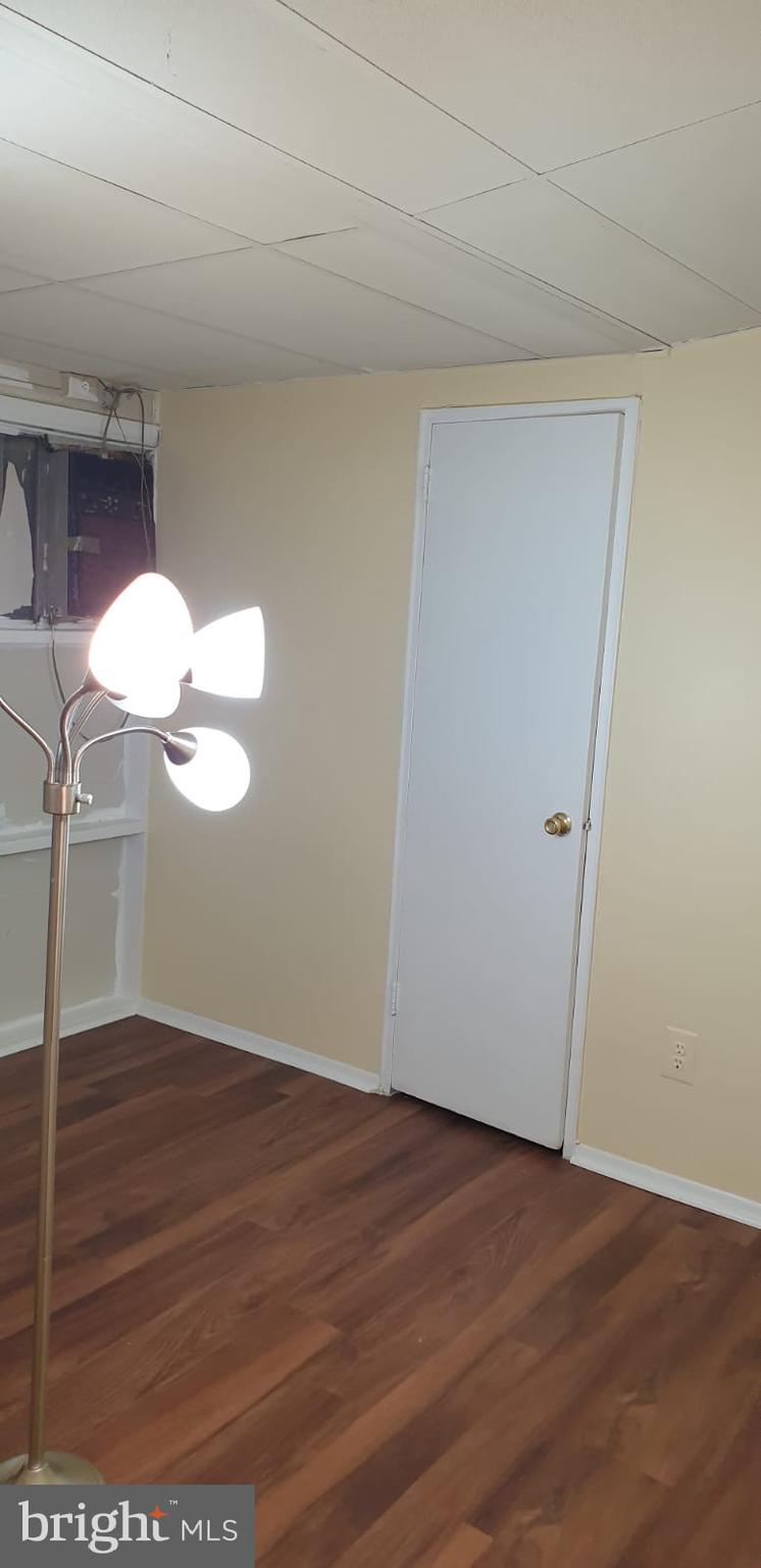 RIGGS HILL - Residential Lease