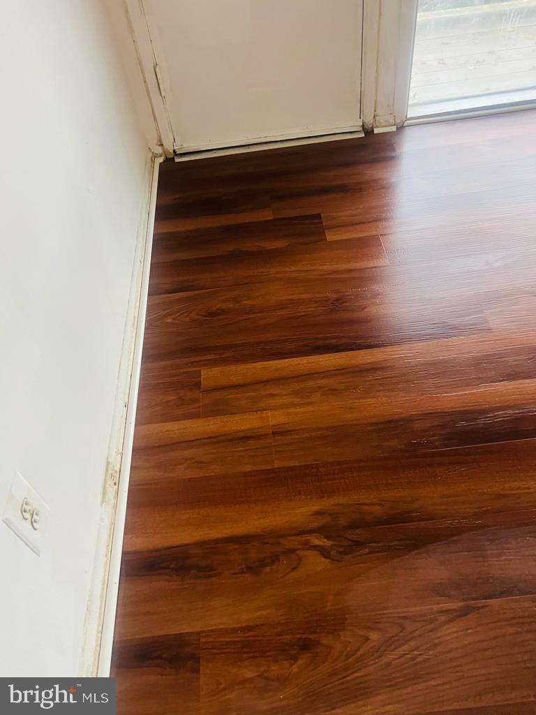 RIGGS HILL - Residential Lease