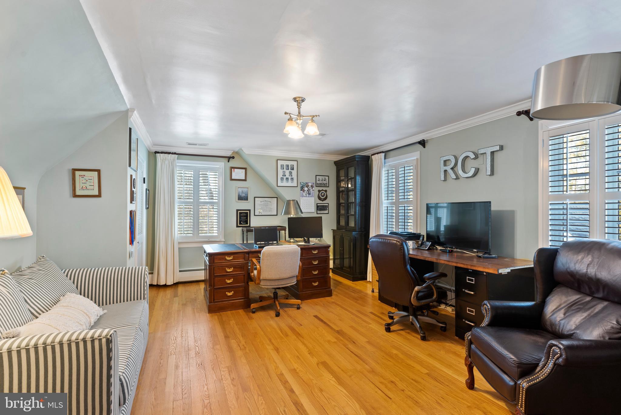 OLD MOORELAND - Residential